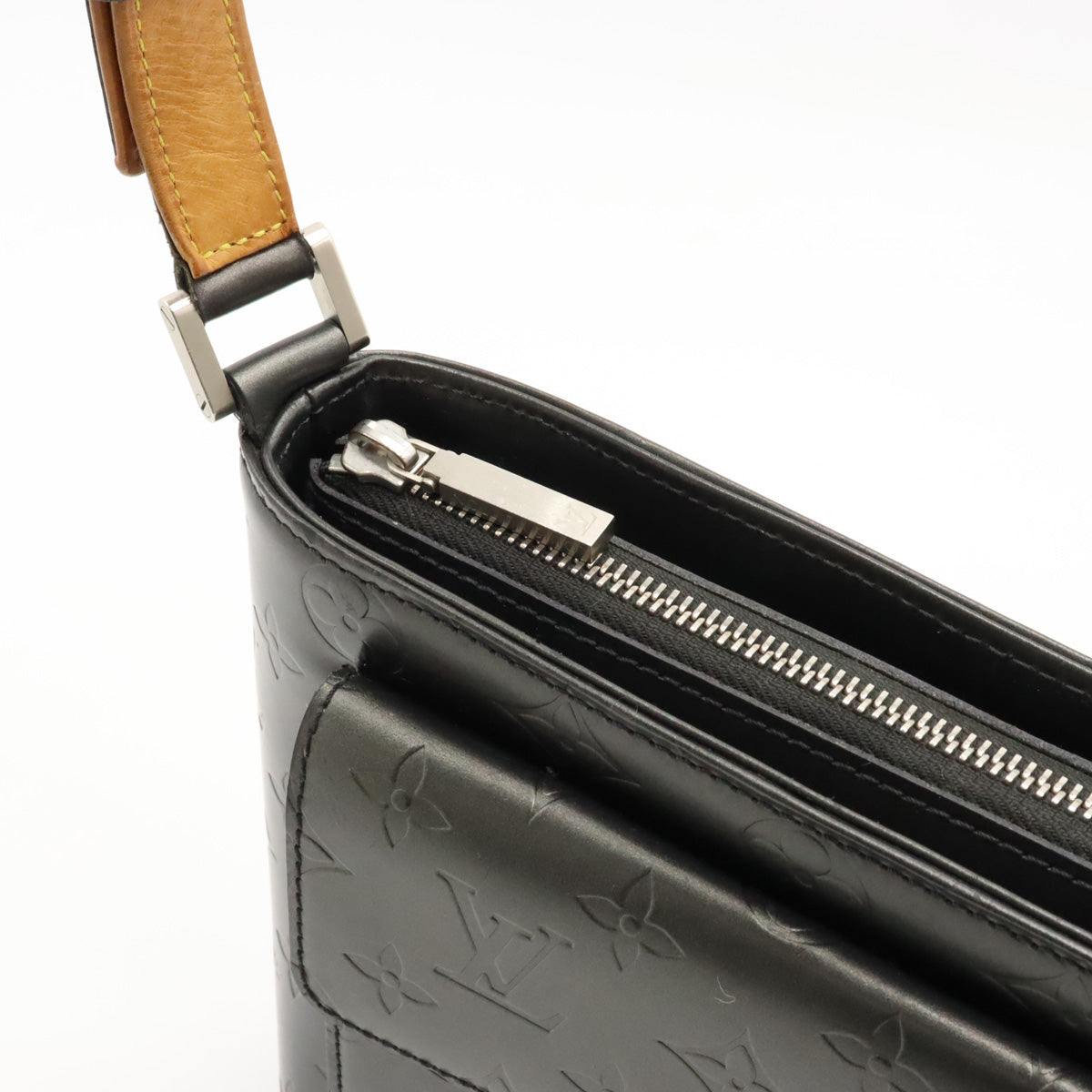 Louis Vuitton Monogram Mat Alston Shoulder Bag Semi-Shoulder One-Shoulder Black M55122