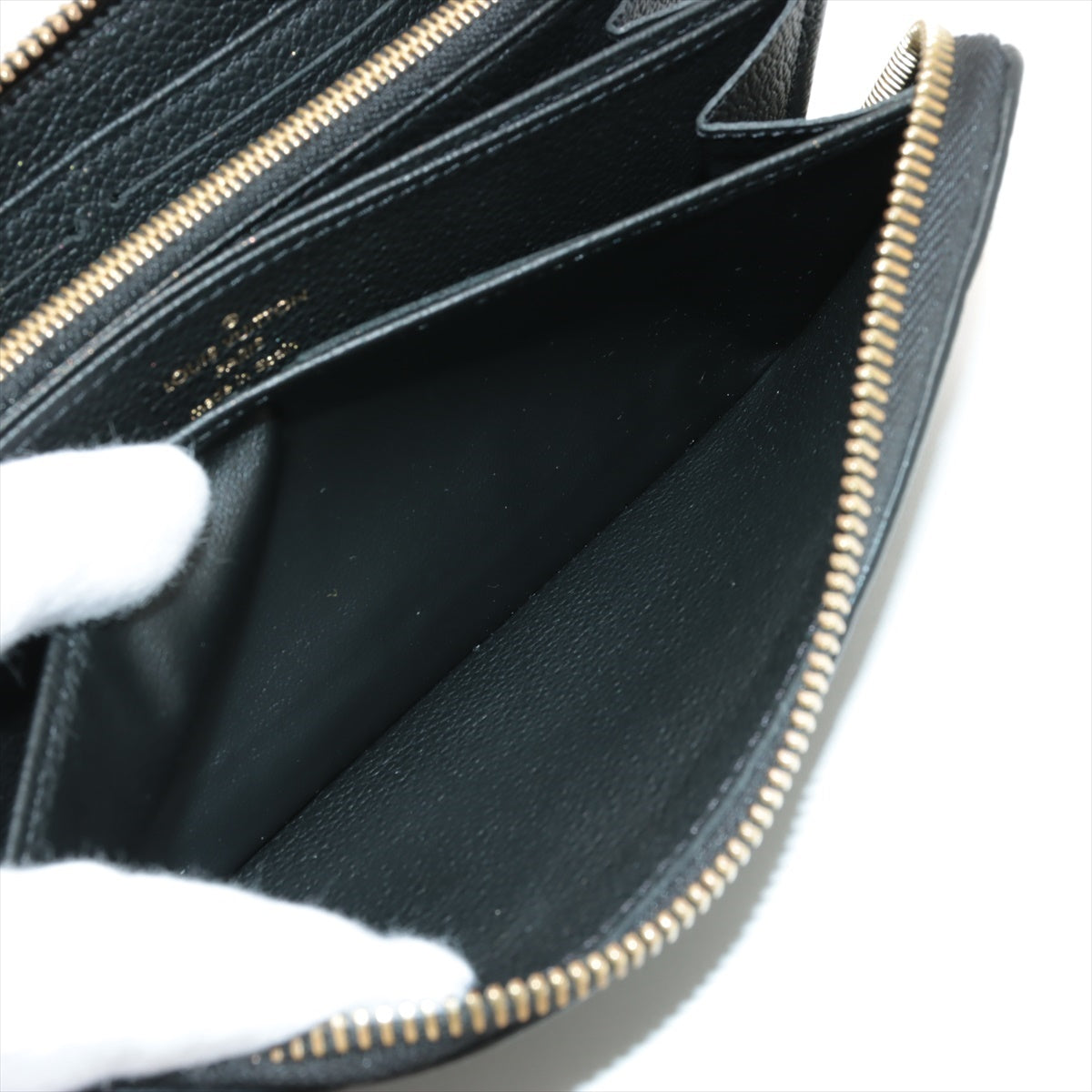 Louis Vuitton Implant  Wallet M61864