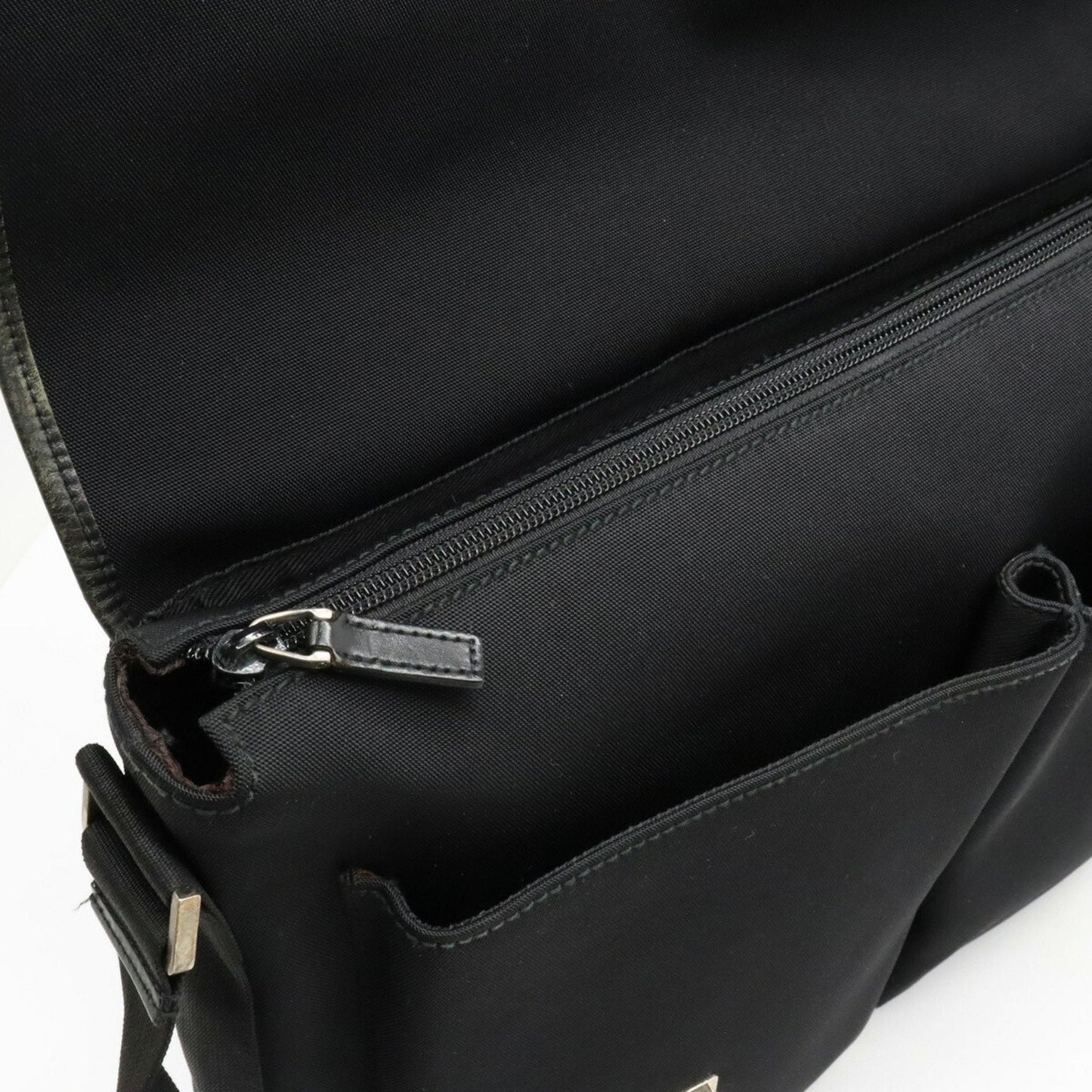 Luxury Gucci Trending 2025  Synthetic Shoulder Bag ()