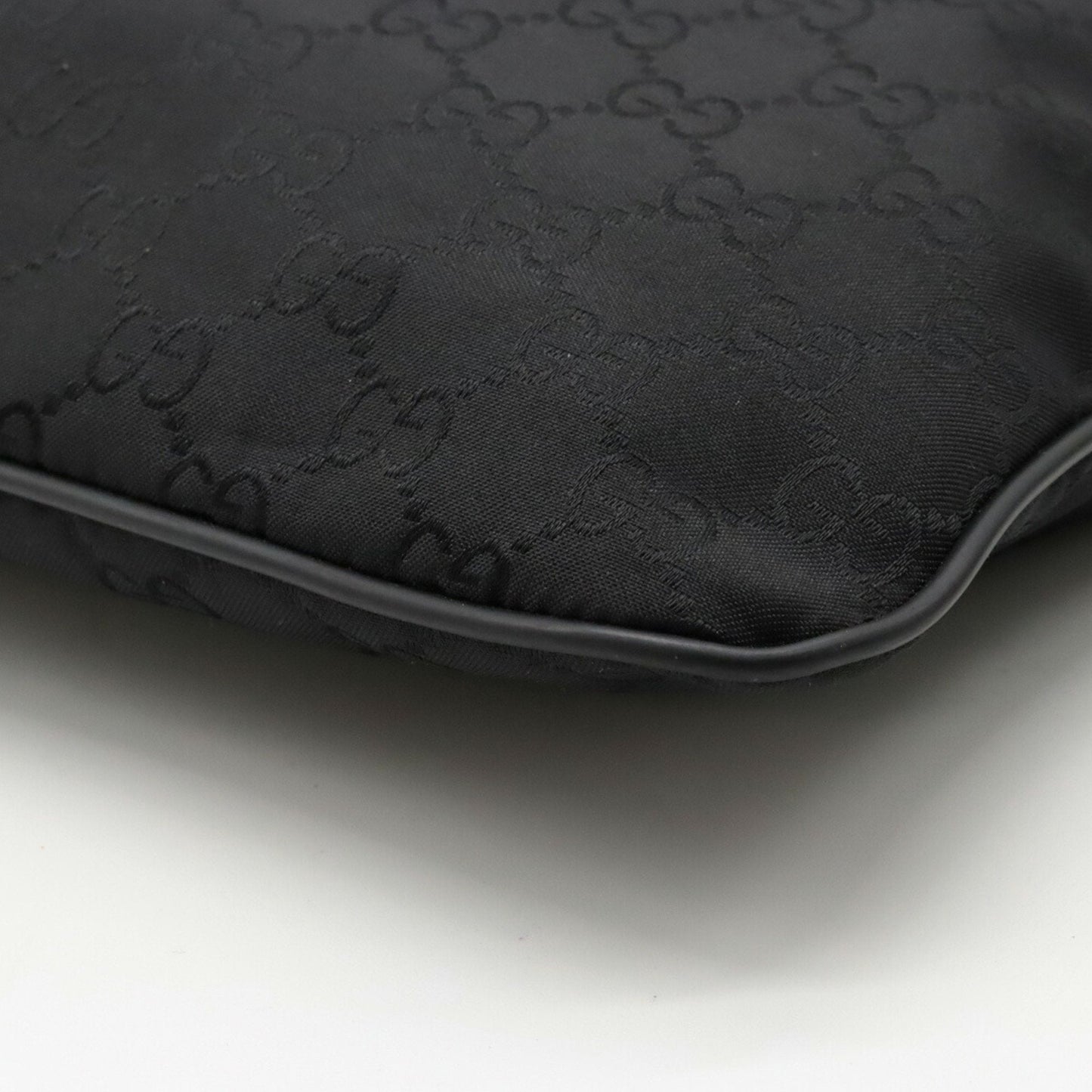 Gucci  Synthetic Shoulder Bag ()