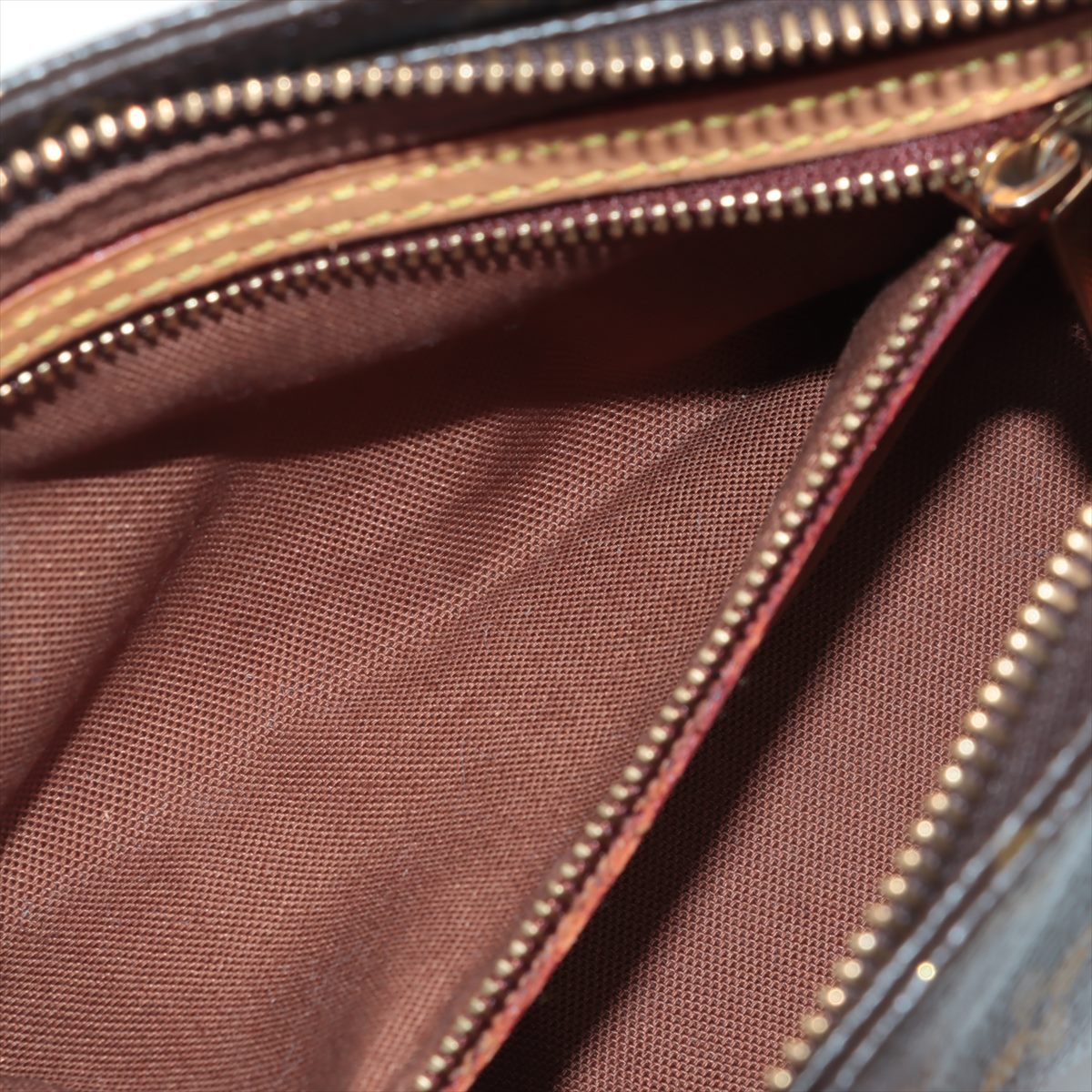 Louis Vuitton Monogram Troter M51240
