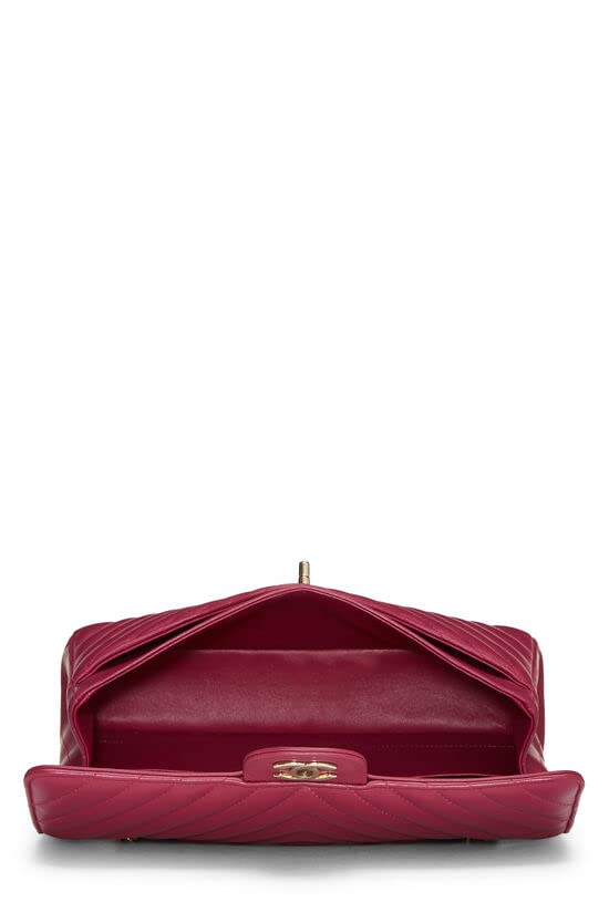 CHANEL,  Purple Chevron Lambskin Classic Double Flap Medium, Purple