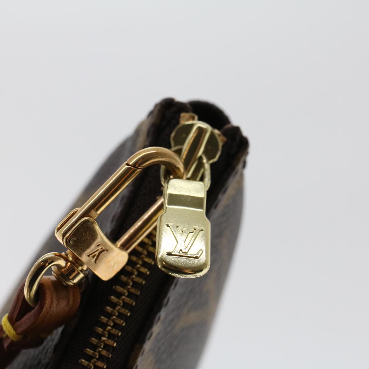 LOUIS VUITTON Monogram Pochette Accessoires Pouch M51980 LV 42399