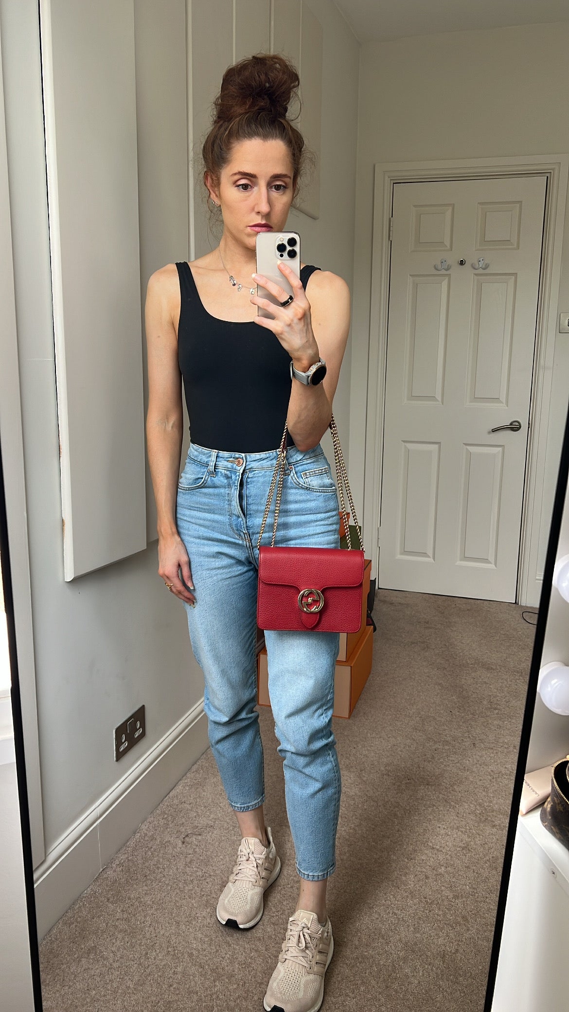 Luxury Gucci Interlocking GG Red Small Shoulder Bag