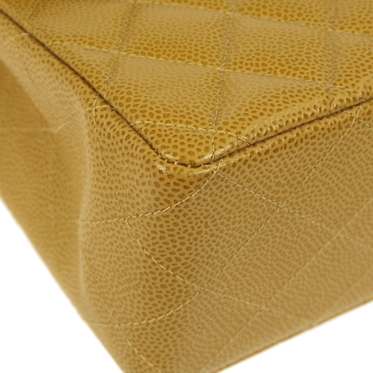 Luxury Chanel 2001-2003 * Beige Caviar Jumbo Classic Flap Shoulder Bag