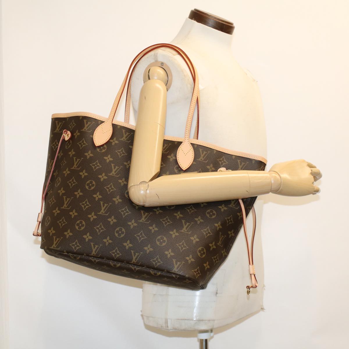 LOUIS VUITTON Monogram Neverfull MM Tote Bag M40156 LV 43554A