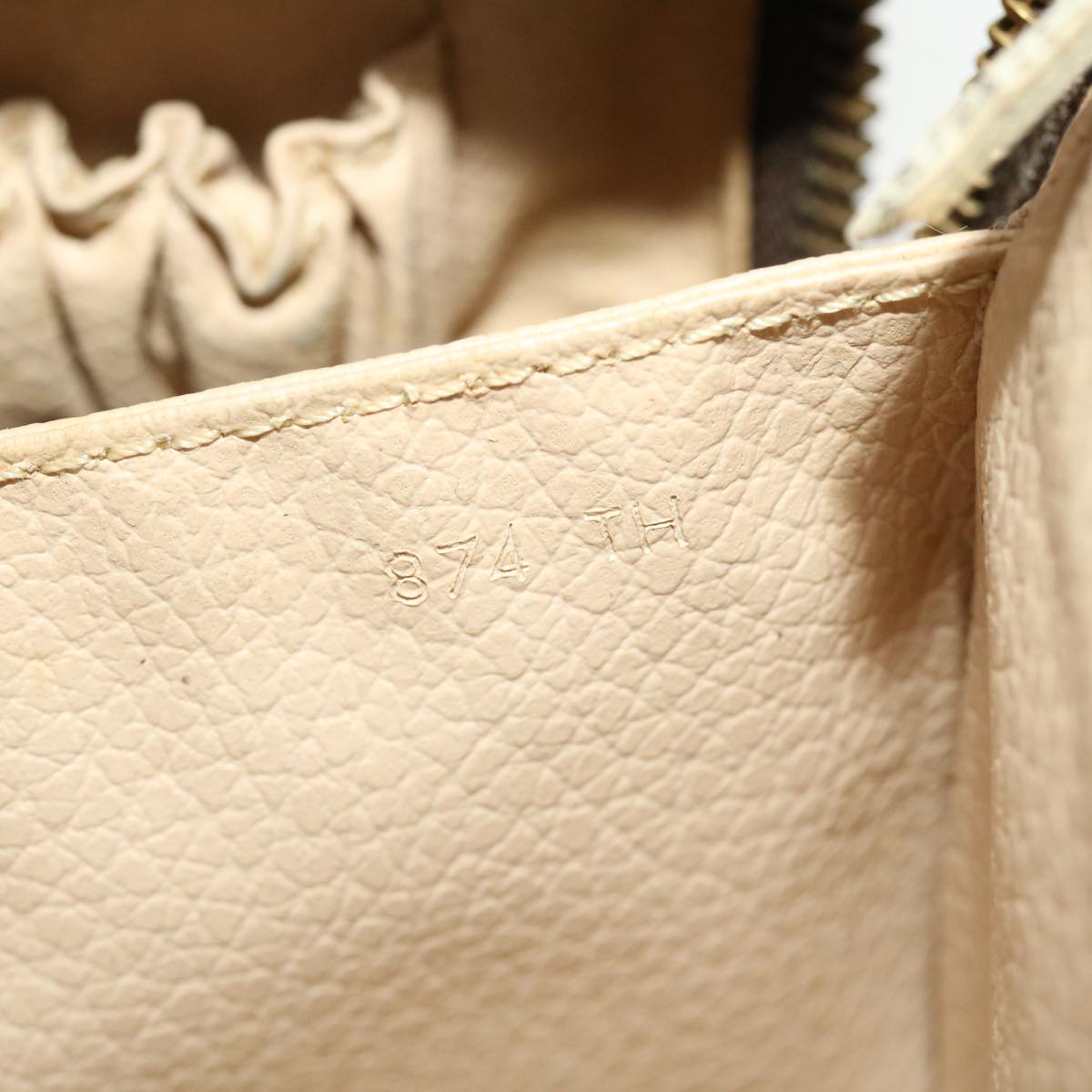 LOUIS VUITTON Monogram Trousse Toilette 23 Clutch Bag M47524 LV 43560