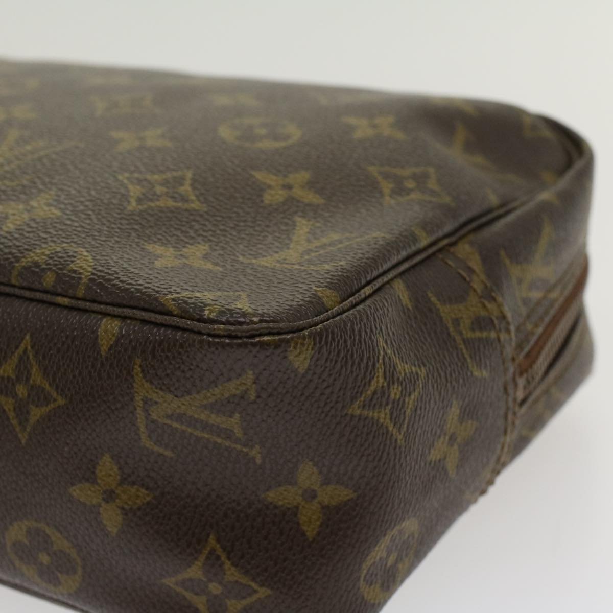 LOUIS VUITTON Monogram Trousse Toilette 28 Clutch Bag M47522 LV 43835