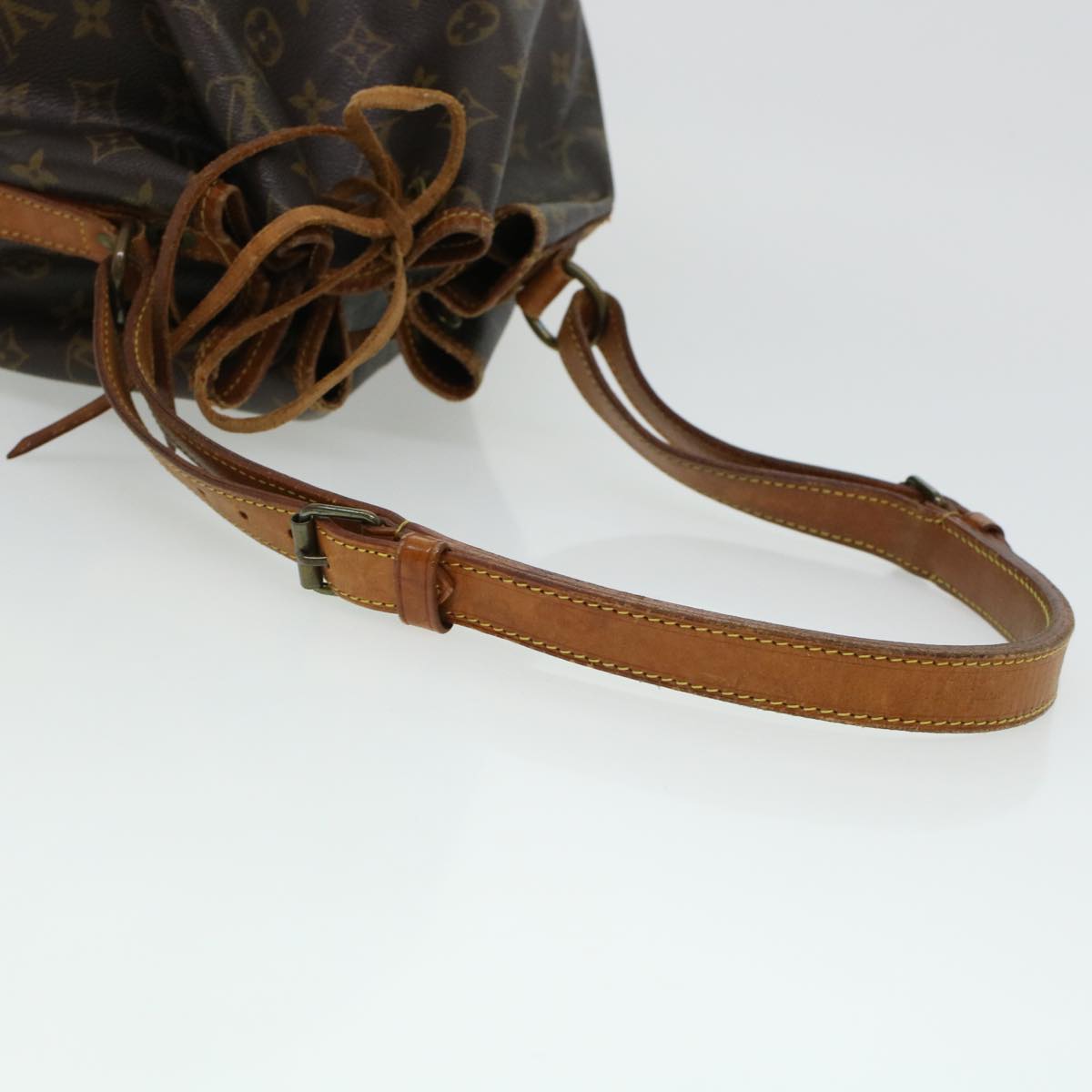 LOUIS VUITTON Monogram Noe Shoulder Bag M42224 LV 43853