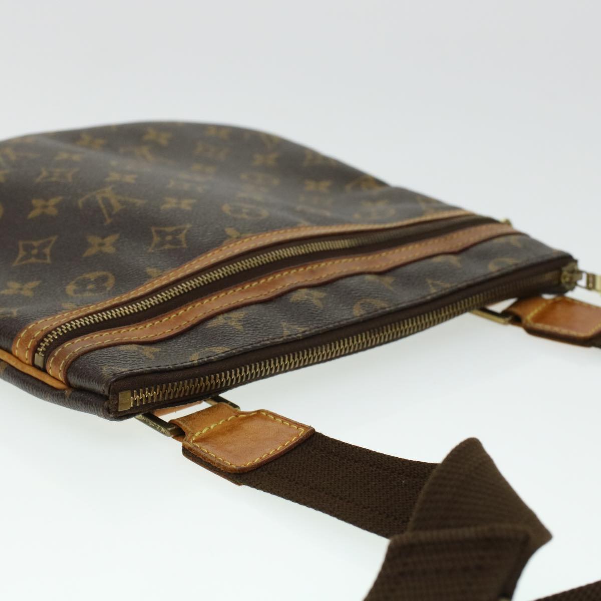 LOUIS VUITTON Monogram Pochette Bosphore Shoulder Bag M40044 LV 43892