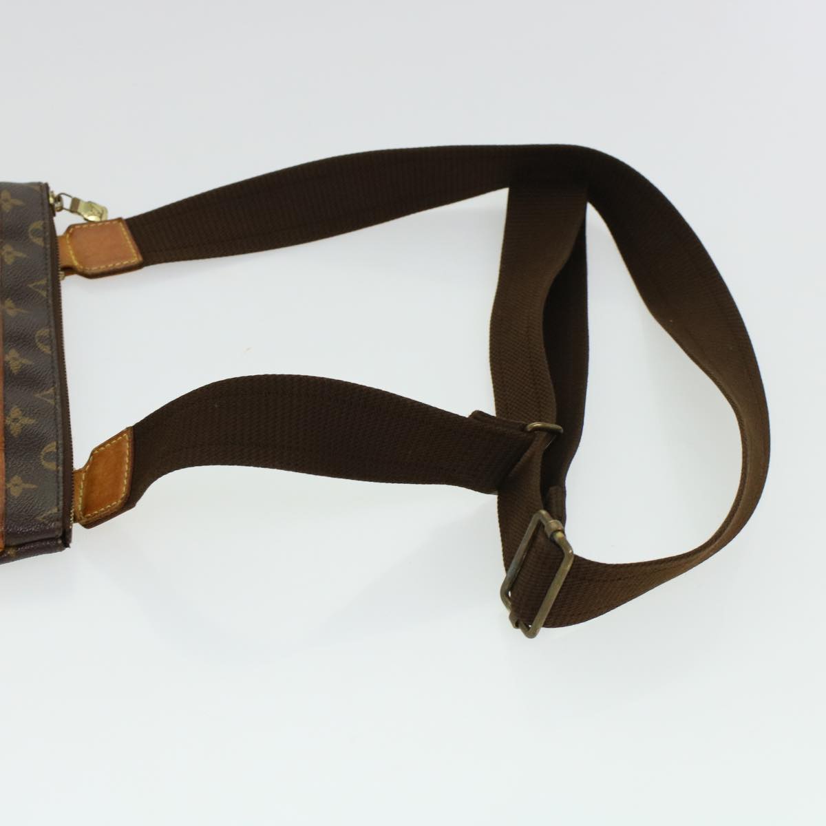 LOUIS VUITTON Monogram Pochette Bosphore Shoulder Bag M40044 LV 43892