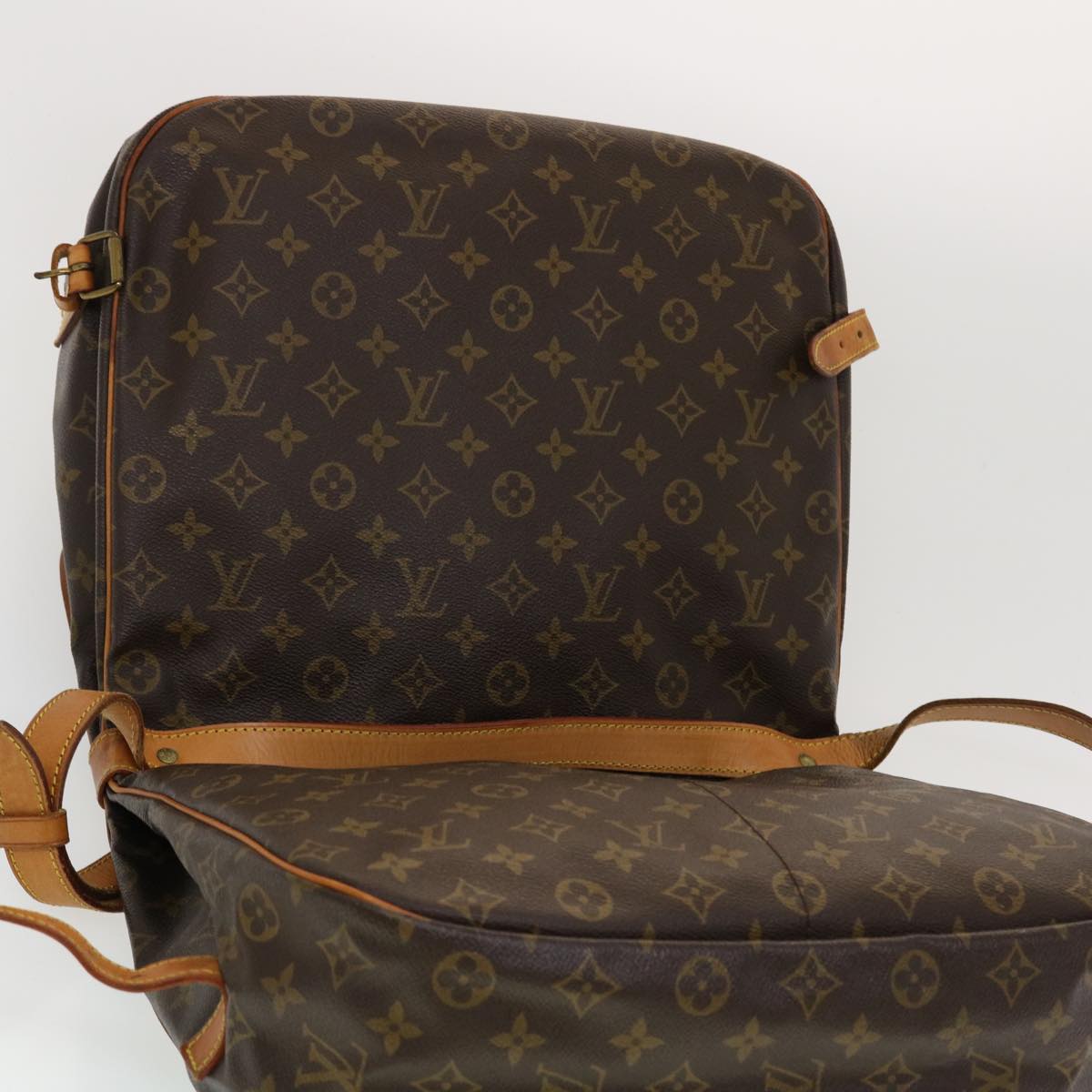 LOUIS VUITTON Monogram Saumur 35 Shoulder Bag M42254 LV 43922