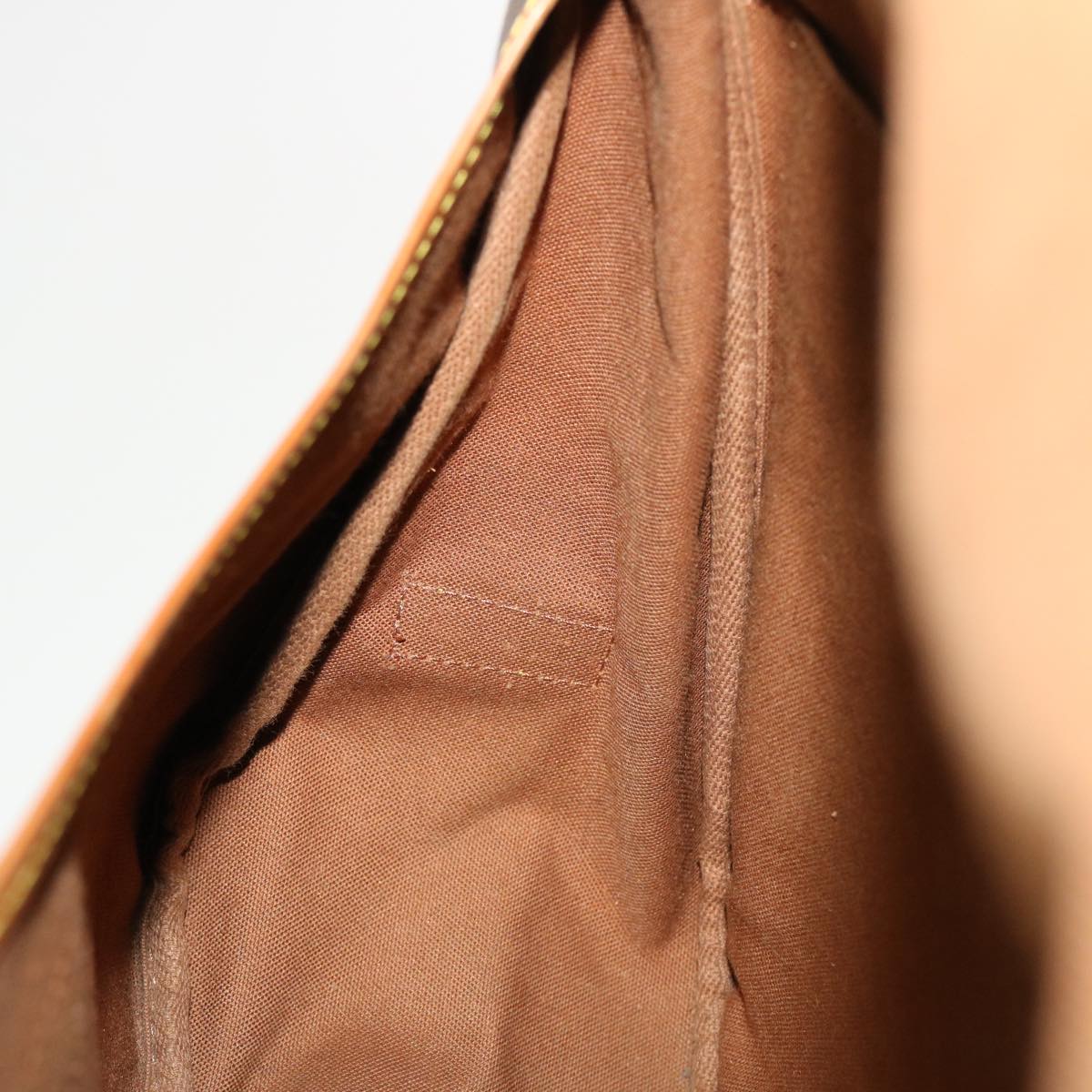LOUIS VUITTON Monogram Saumur 35 Shoulder Bag M42254 LV 43922