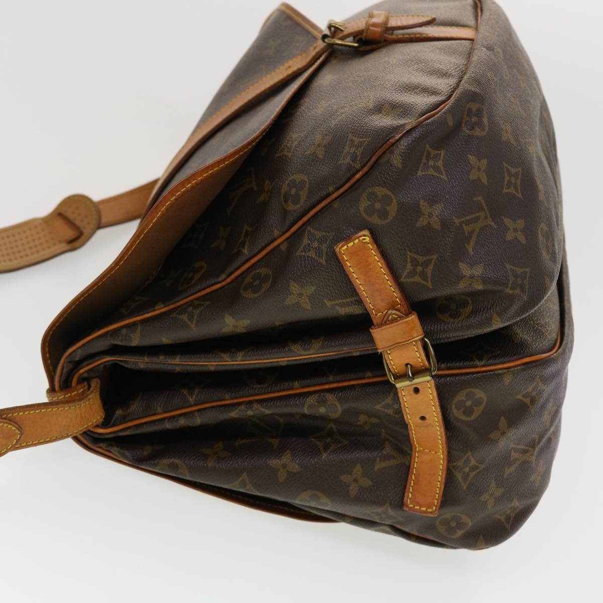 LOUIS VUITTON Monogram Saumur 35 Shoulder Bag M42254 LV 43922
