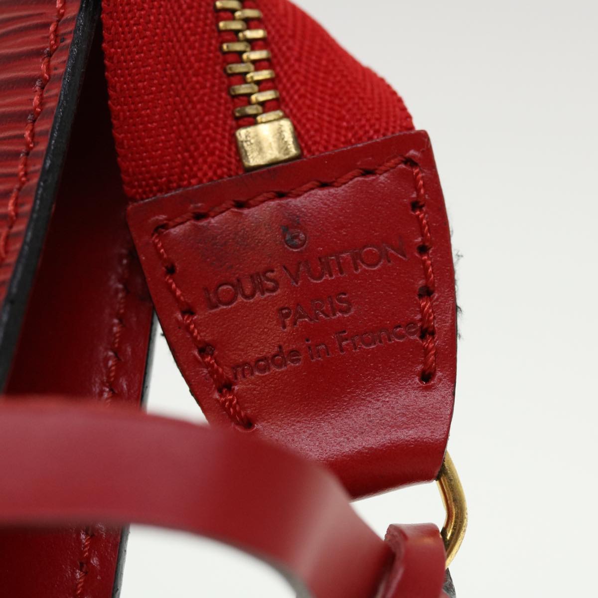 LOUIS VUITTON Epi Pochette Accessoires Pouch Red M52947 LV 44170