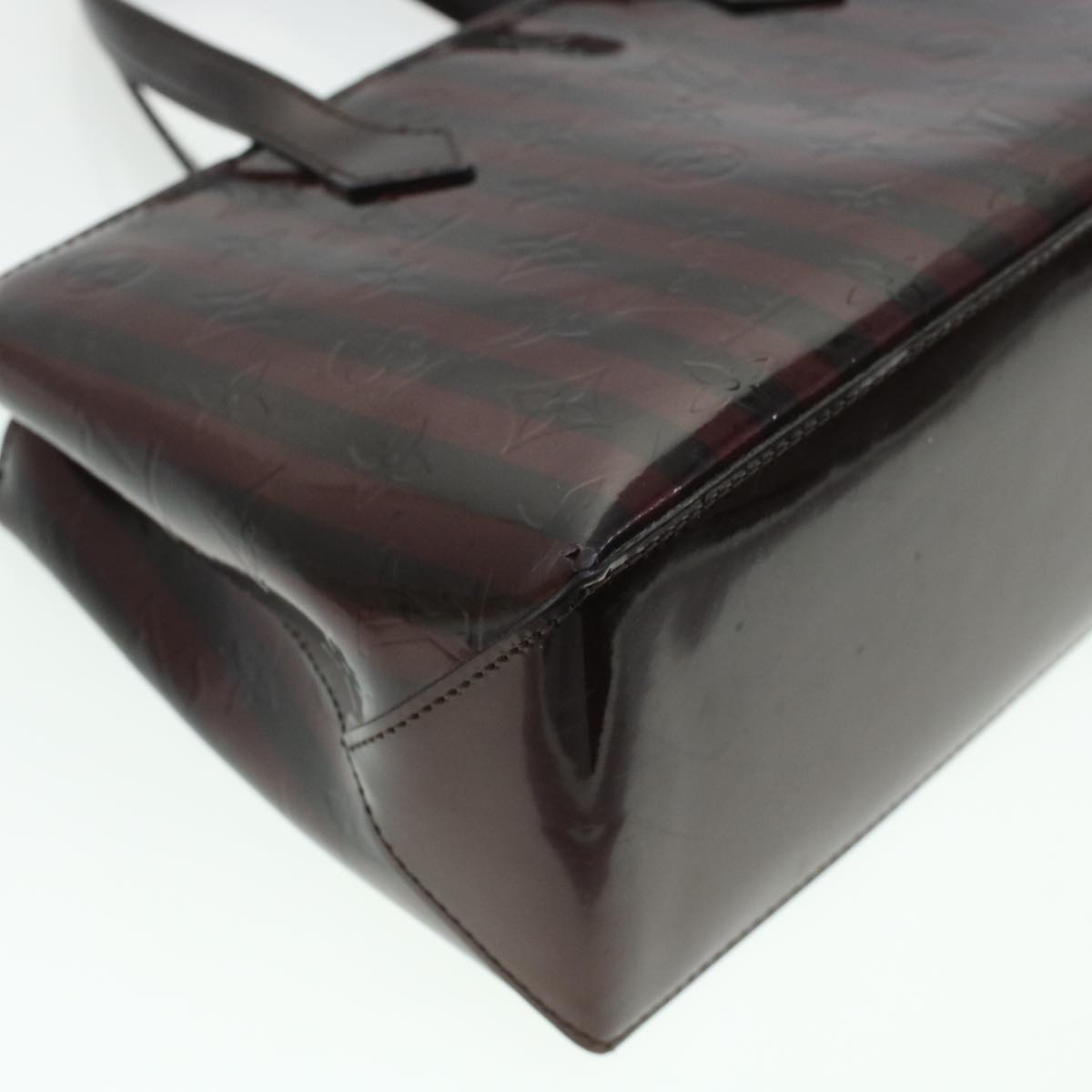 LOUIS VUITTON Vernis Rayure Wilshire PM Hand Bag Black Wine Red M91701 LV 44211