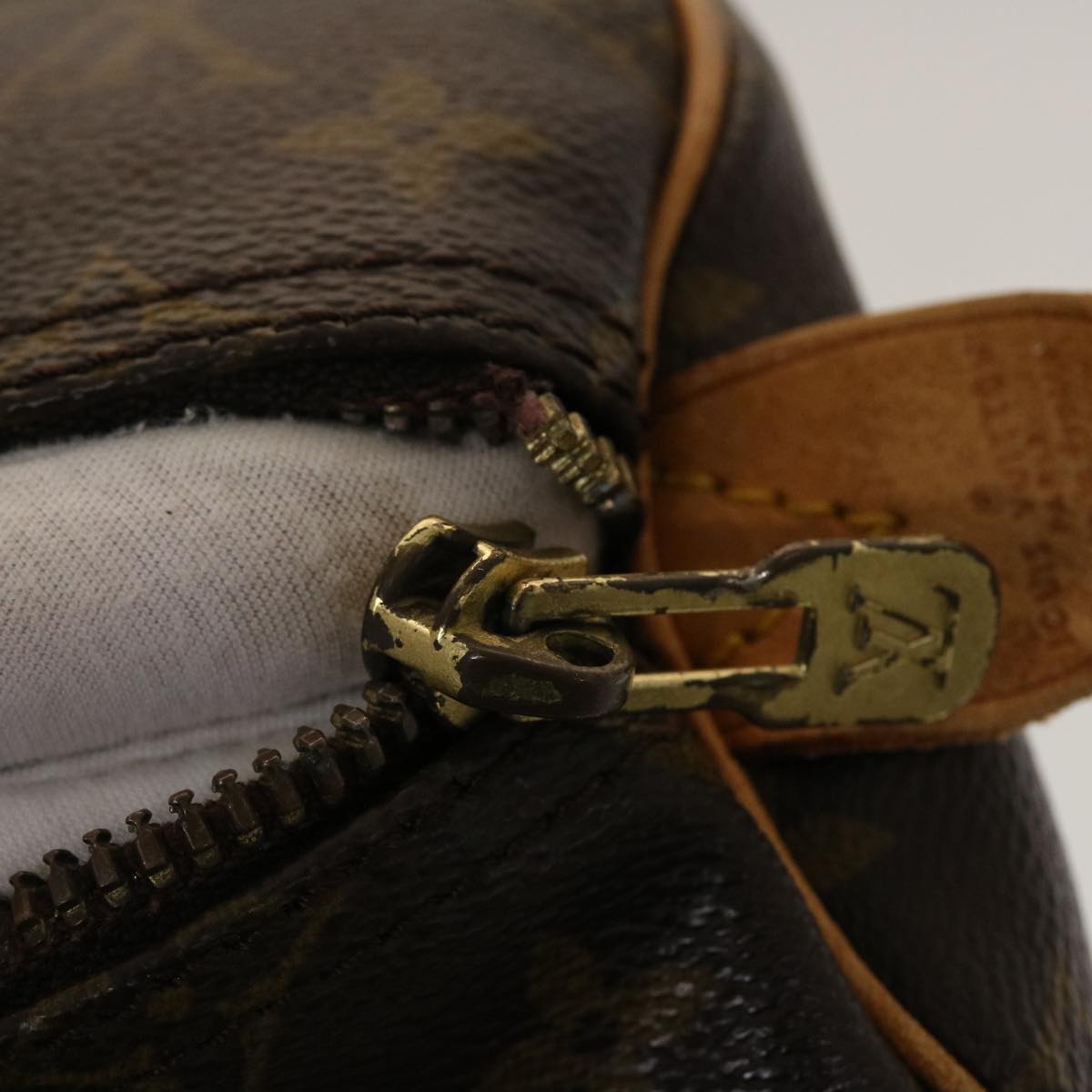 LOUIS VUITTON Monogram Keepall 55 Boston Bag M41424 LV 44228