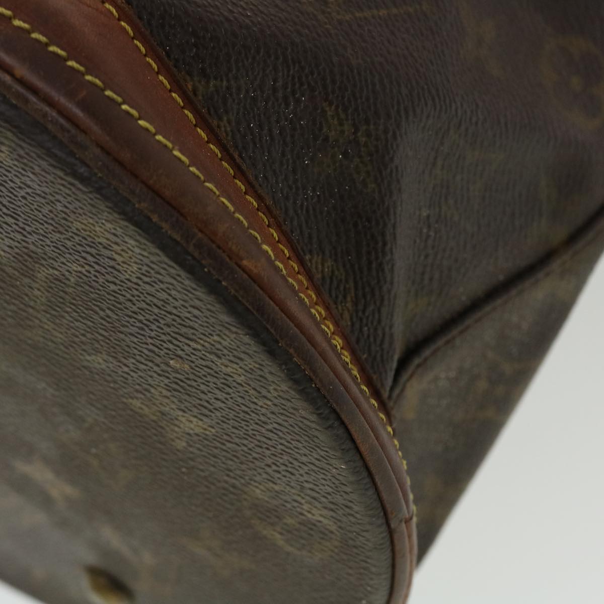 LOUIS VUITTON Monogram Bucket GM Shoulder Bag M42236 LV 44231