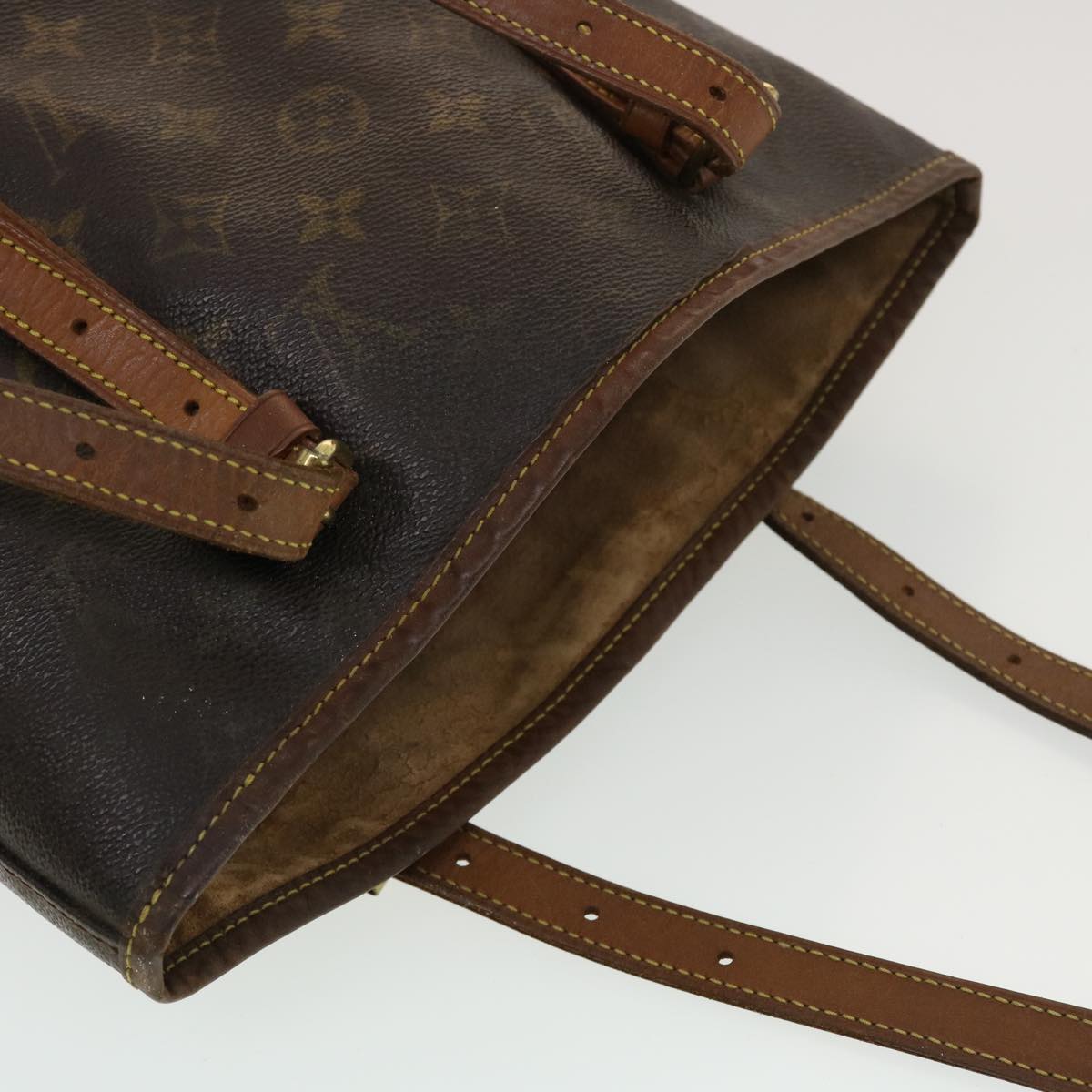 LOUIS VUITTON Monogram Bucket GM Shoulder Bag M42236 LV 44231
