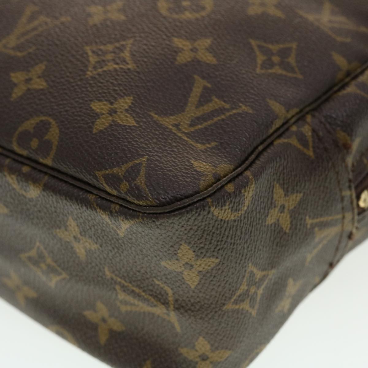LOUIS VUITTON Monogram Trousse Toilette 28 Clutch Bag M47522 LV 44242