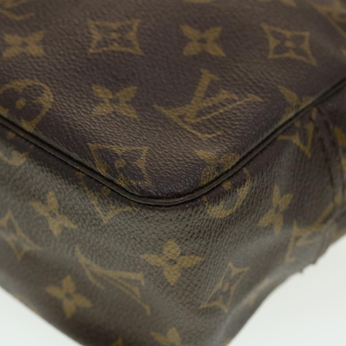 LOUIS VUITTON Monogram Trousse Toilette 28 Clutch Bag M47522 LV 44242
