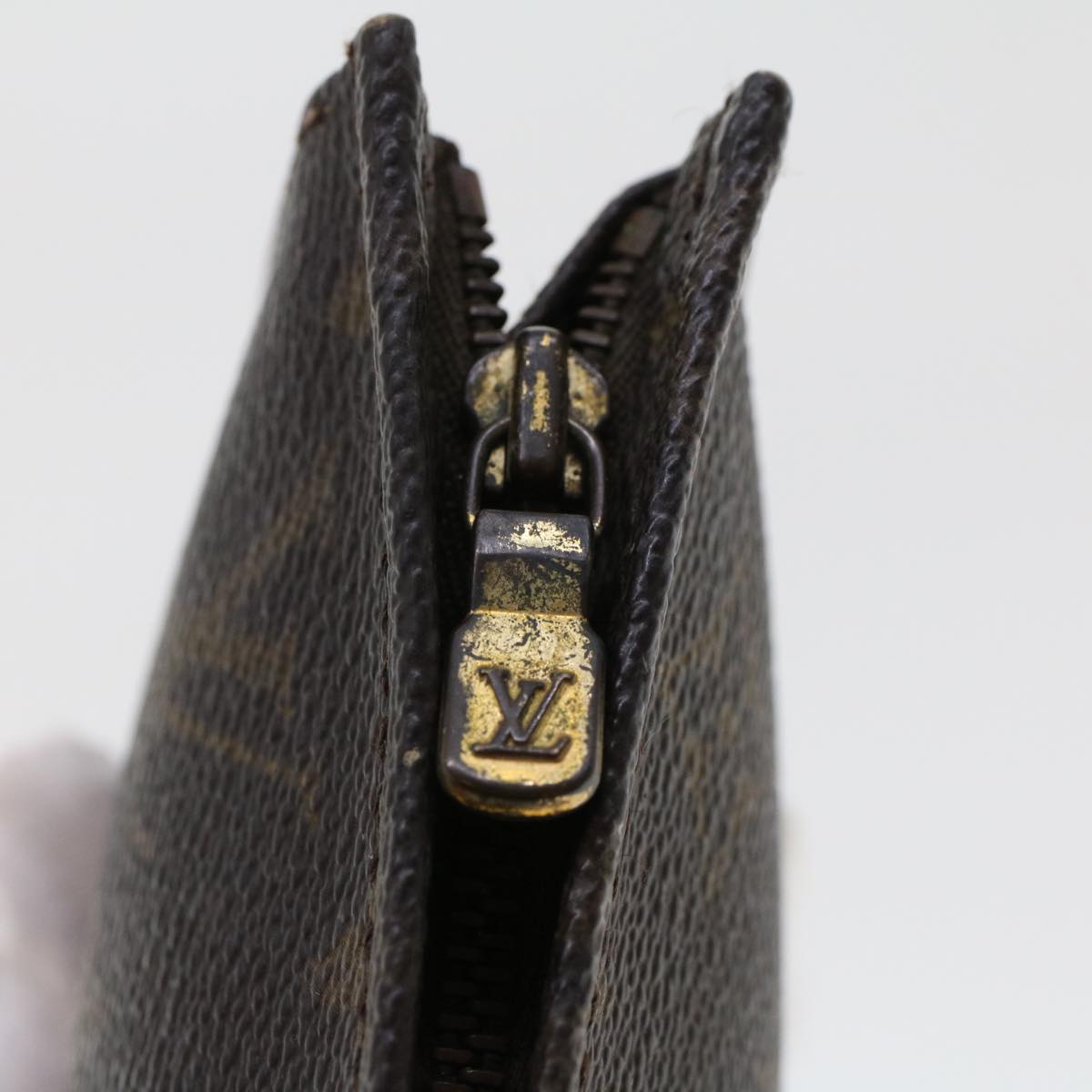 LOUIS VUITTON Monogram Poche Toilette 15 Pouch M47546 LV 44282