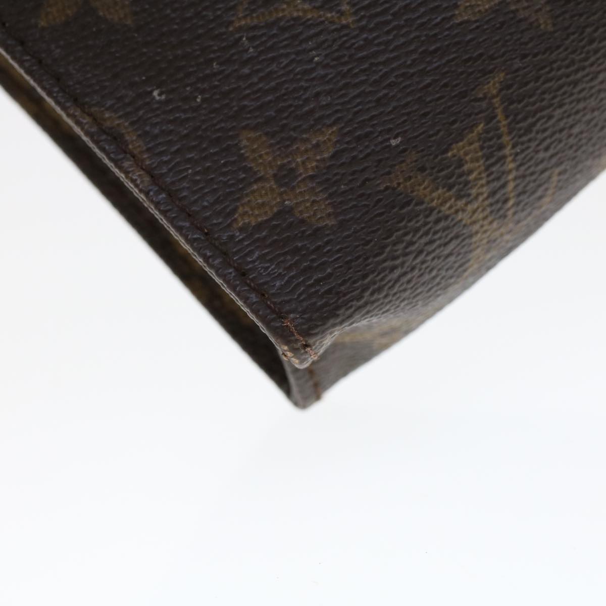 LOUIS VUITTON Monogram Poche Toilette 15 Pouch M47546 LV 44282