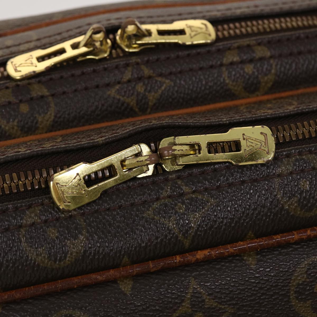 LOUIS VUITTON Monogram Reporter GM Shoulder Bag M45252 LV 44357