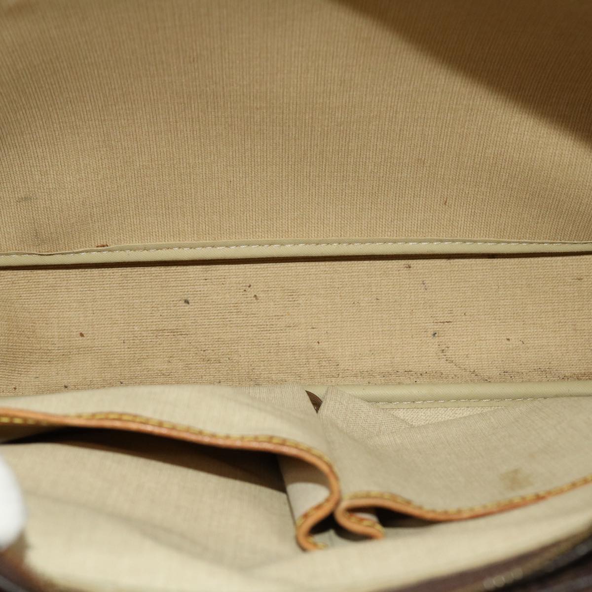 LOUIS VUITTON Monogram Reporter GM Shoulder Bag M45252 LV 44357