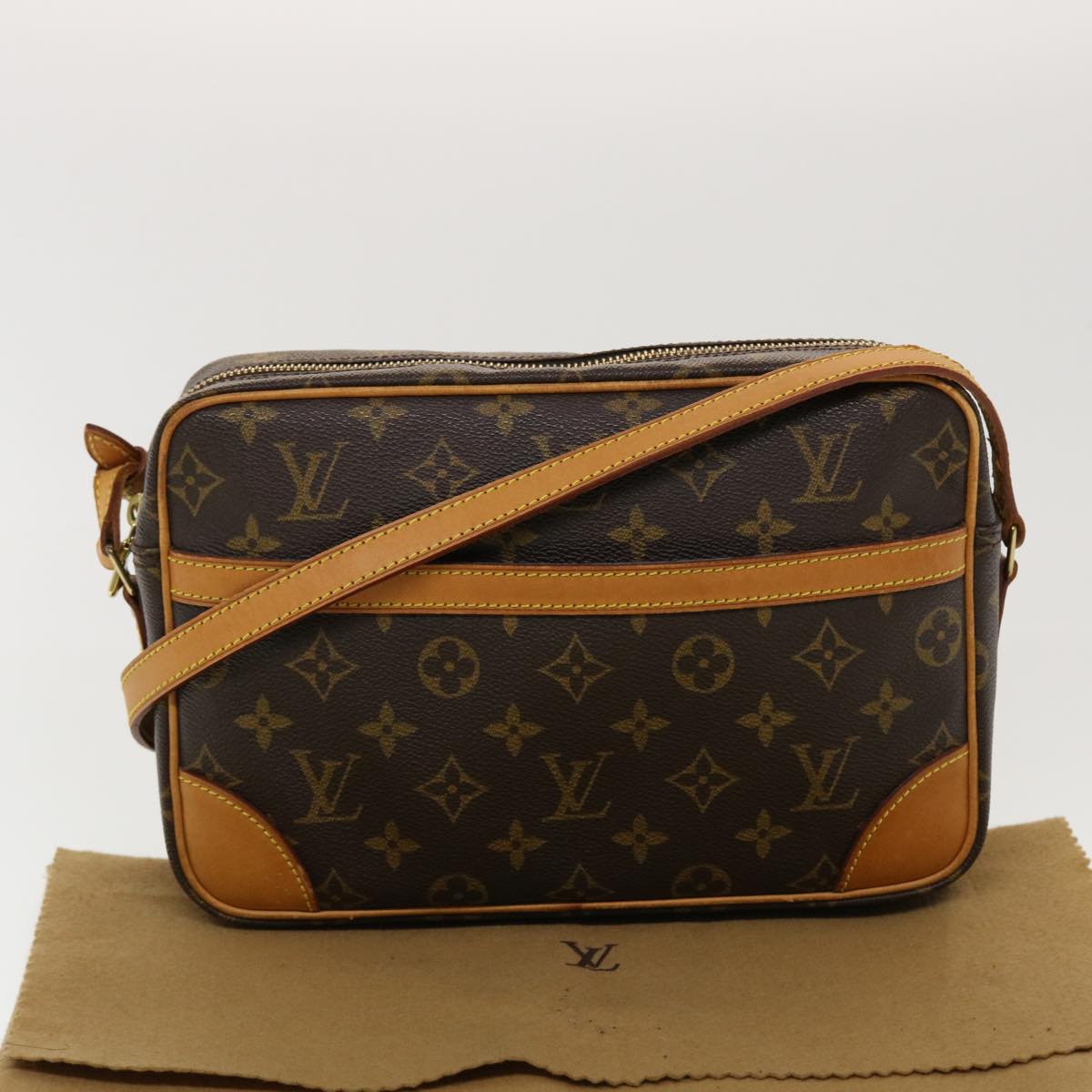 LOUIS VUITTON Monogram Trocadero 27 Shoulder Bag M51274 LV 44407