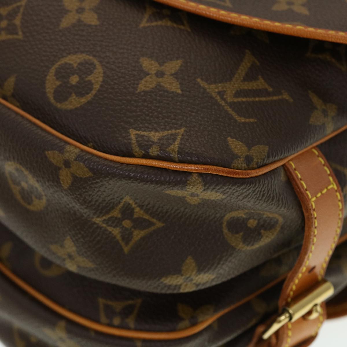 LOUIS VUITTON Monogram Saumur 30 Shoulder Bag M42256 LV 44417