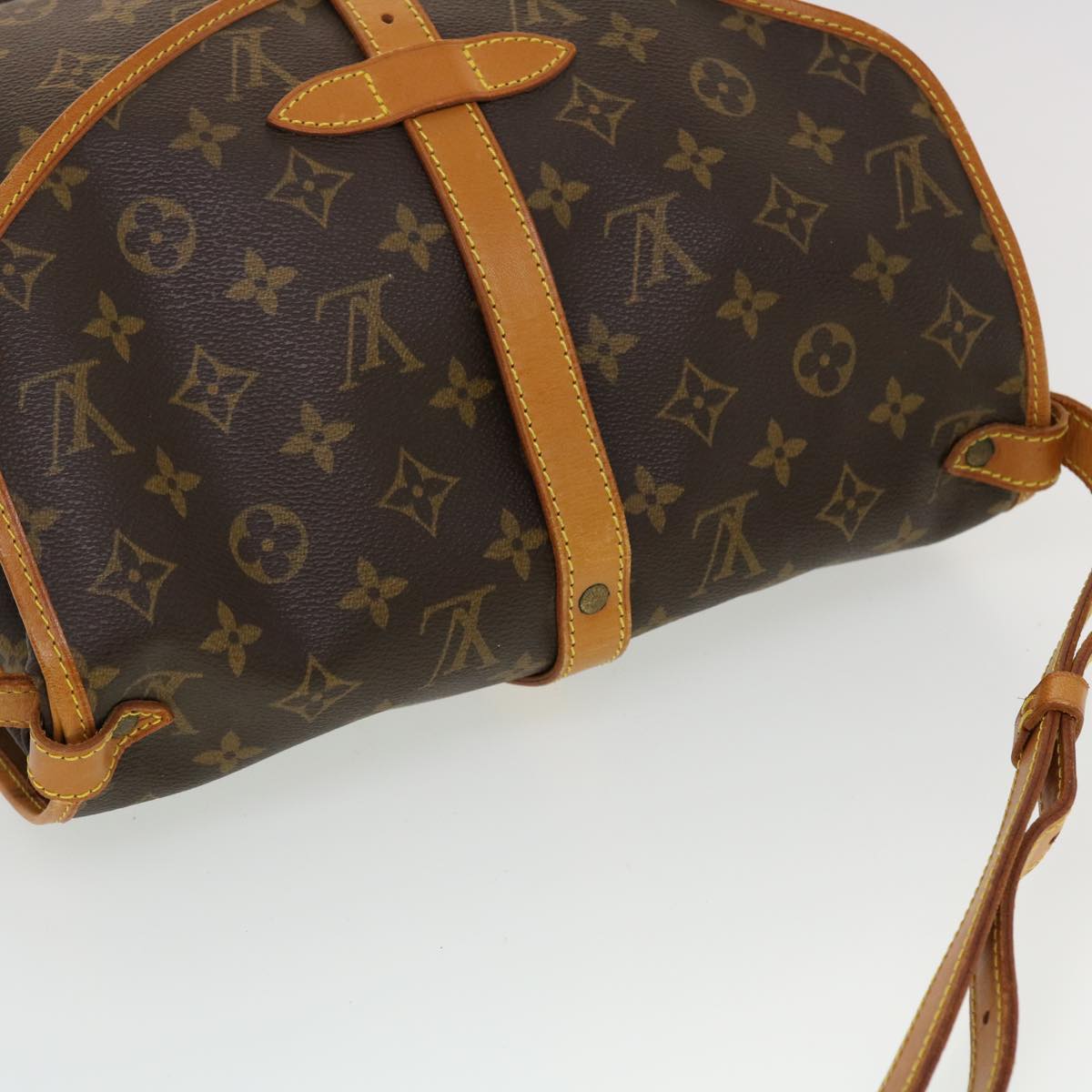LOUIS VUITTON Monogram Saumur 30 Shoulder Bag M42256 LV 44417