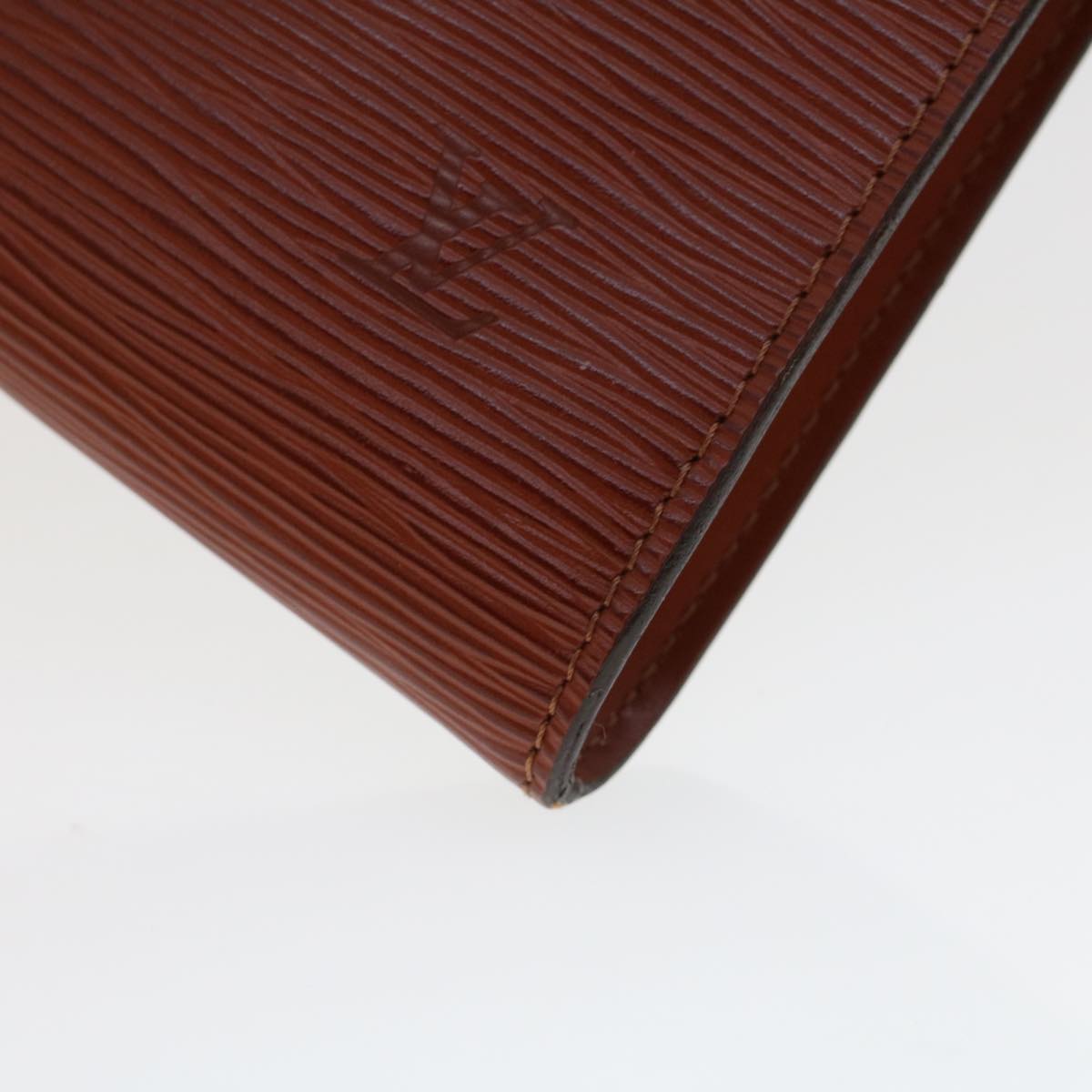LOUIS VUITTON Epi Pochette Accessoires Pouch Brown M52953 LV 44418