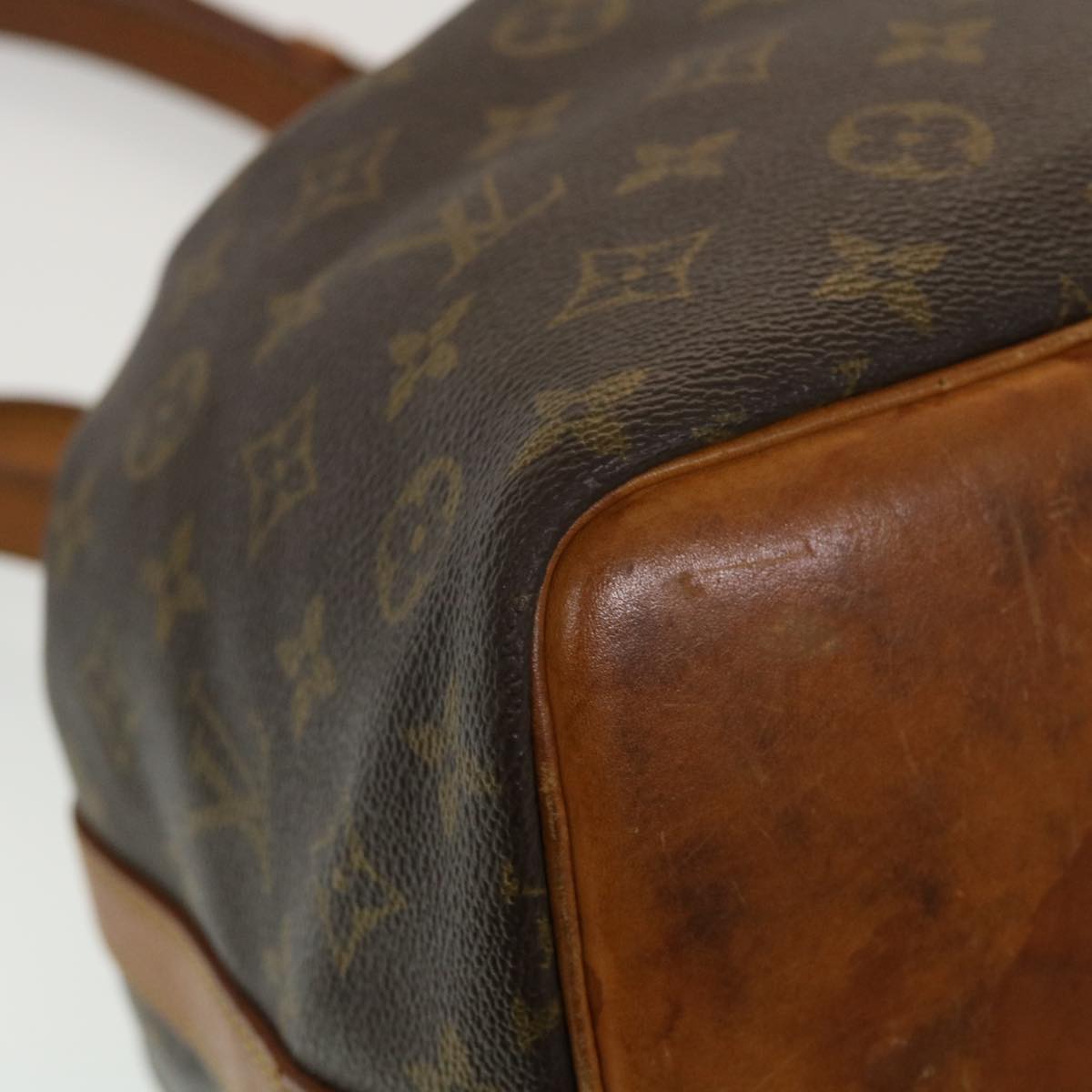 LOUIS VUITTON Monogram Petit Noe Shoulder Bag M42226 LV 44445