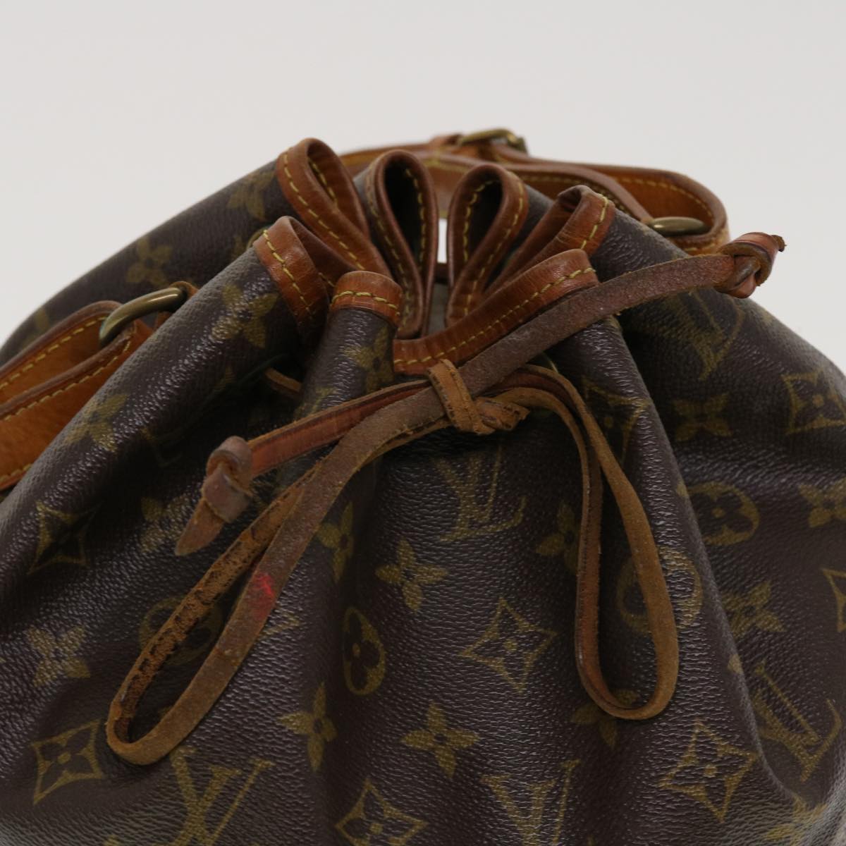 LOUIS VUITTON Monogram Petit Noe Shoulder Bag M42226 LV 44445