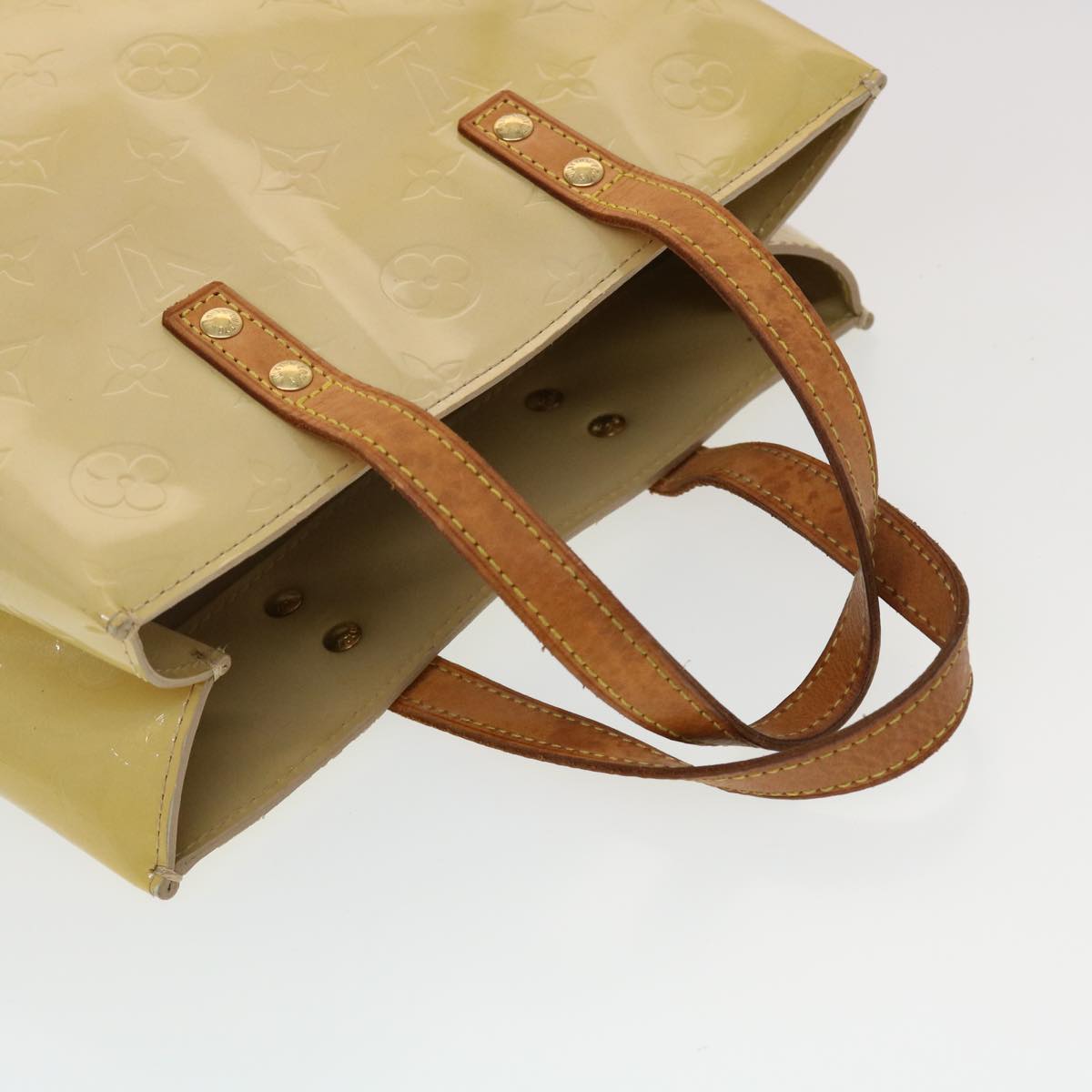 LOUIS VUITTON Monogram Vernis Reade PM Hand Bag Beige M91334 LV 44477