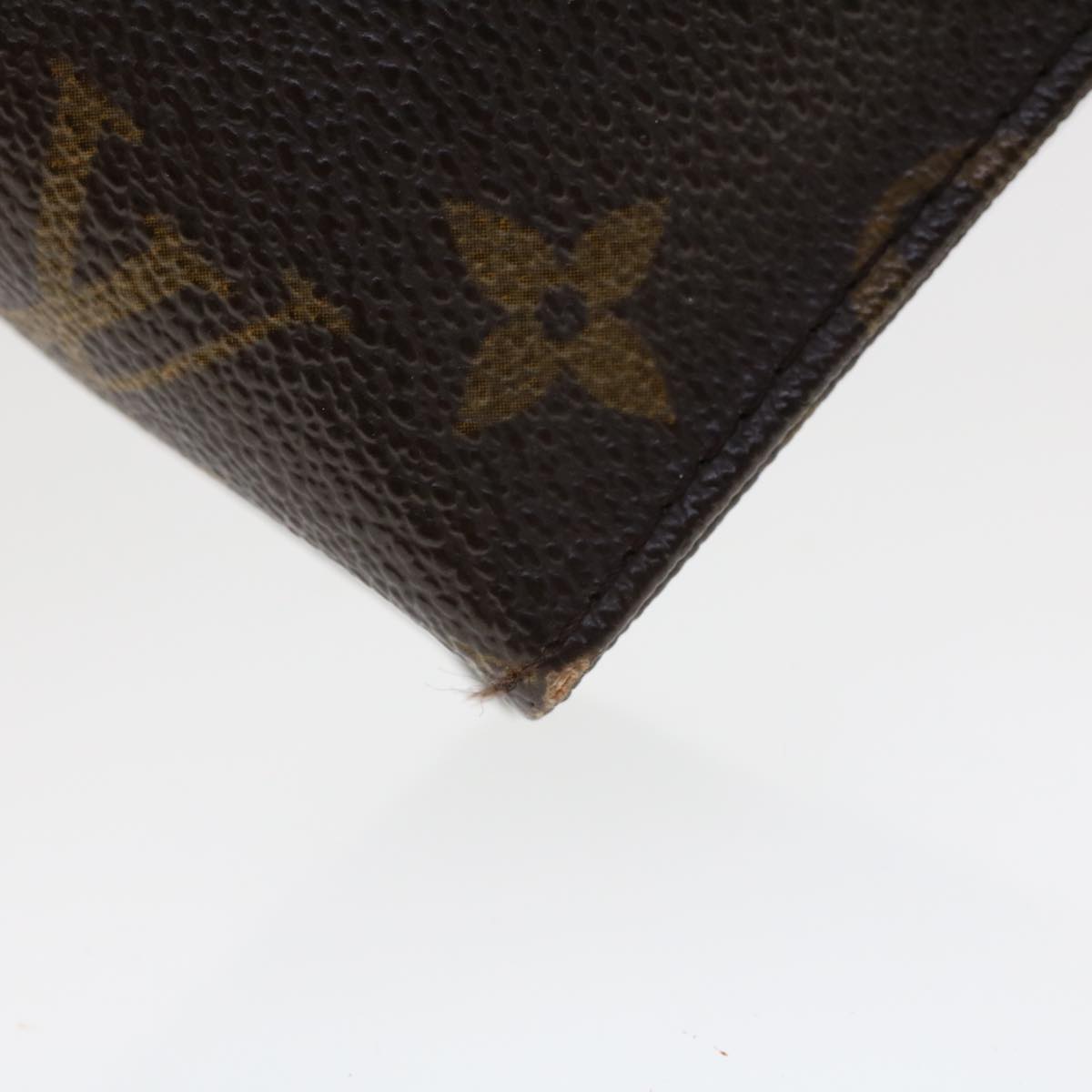 LOUIS VUITTON Monogram Poche Toilette 15 Pouch M47546 LV 44533