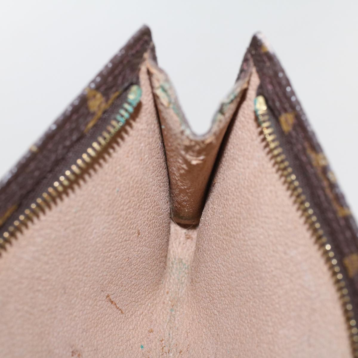 LOUIS VUITTON Monogram Bucket PM Pouch Accessory Pouch LV 44586