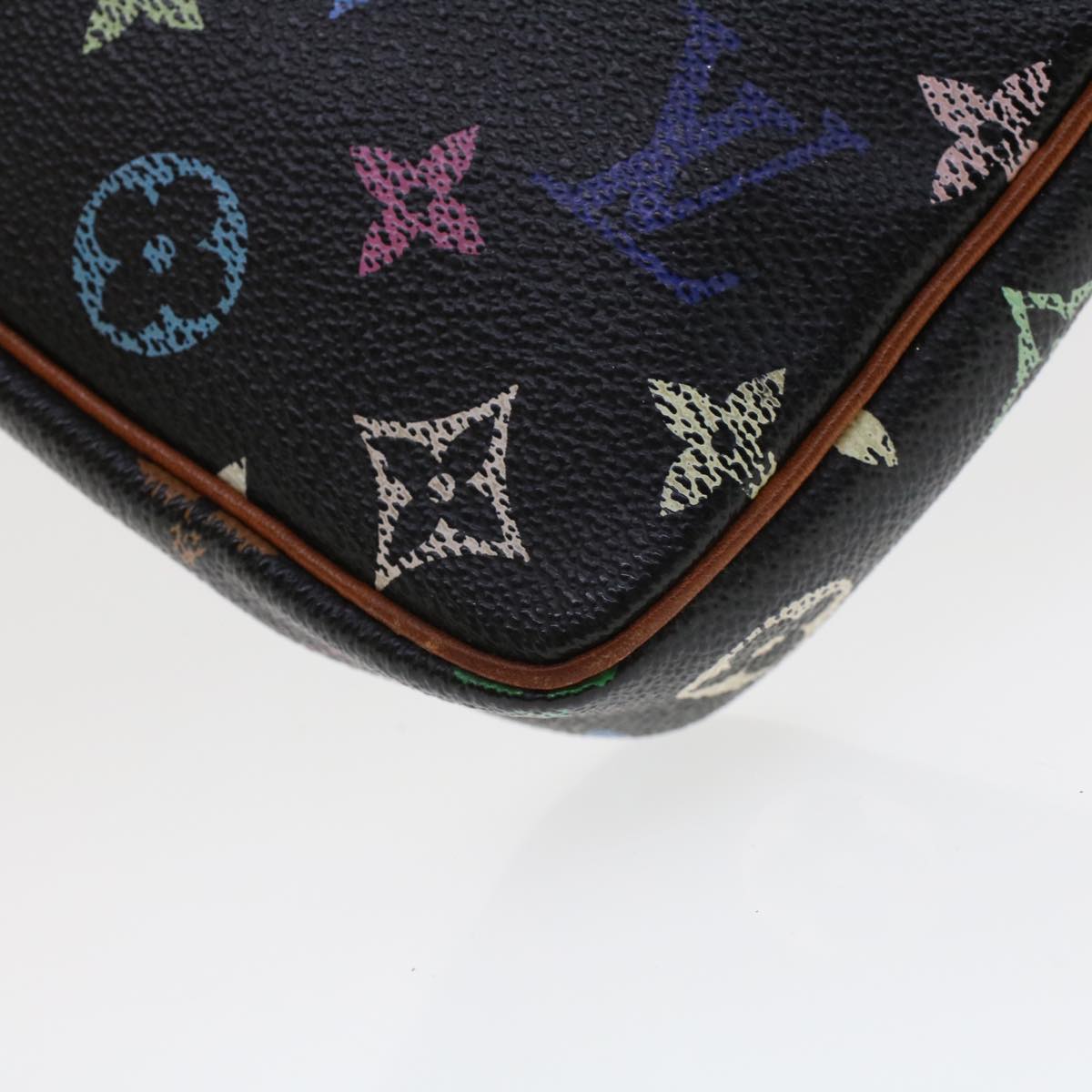 LOUIS VUITTON Multicolor Pochette Accessoires Pouch Black M92648 LV 44608