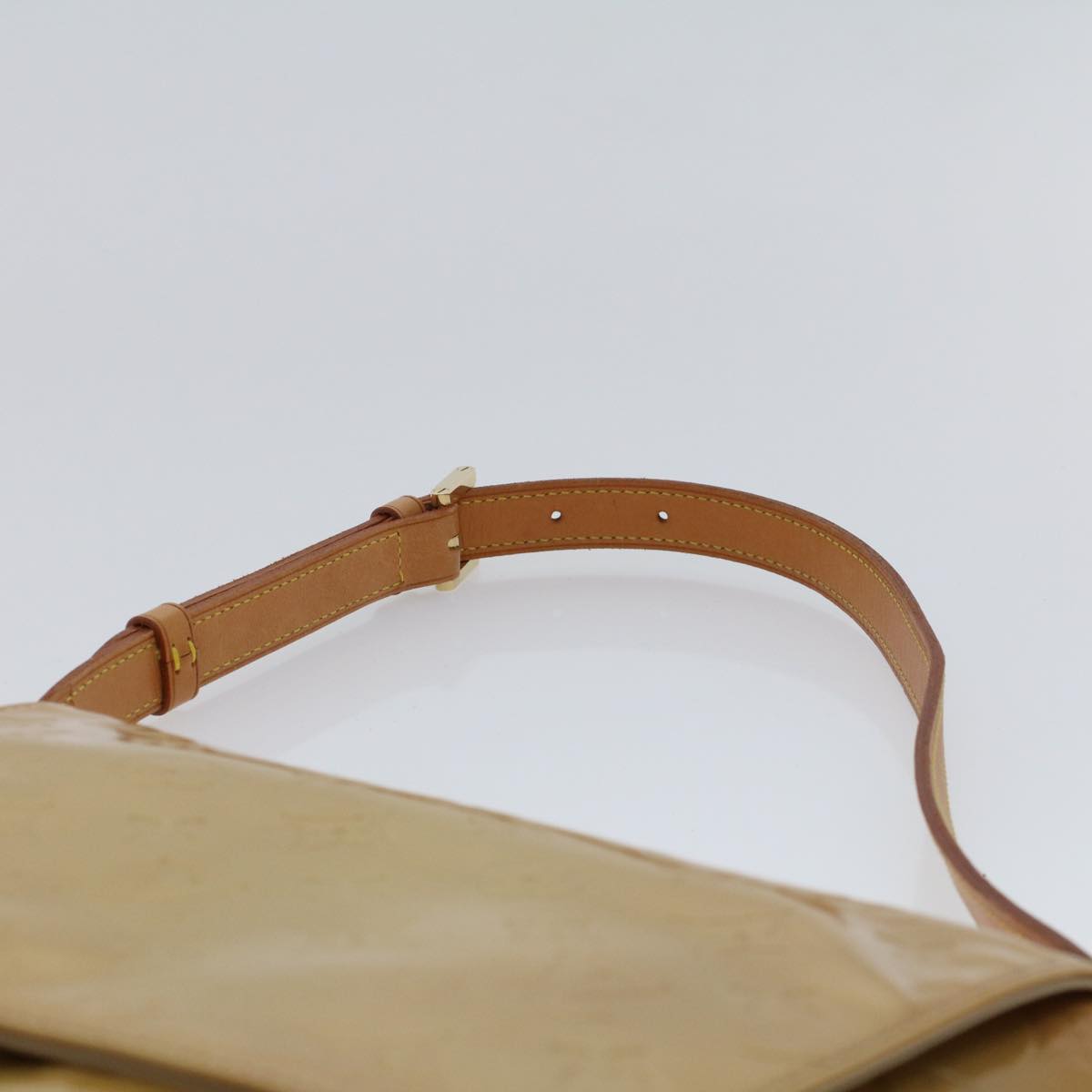 LOUIS VUITTON Monogram Vernis Thompson Street Bag Beige M91301 LV 44617