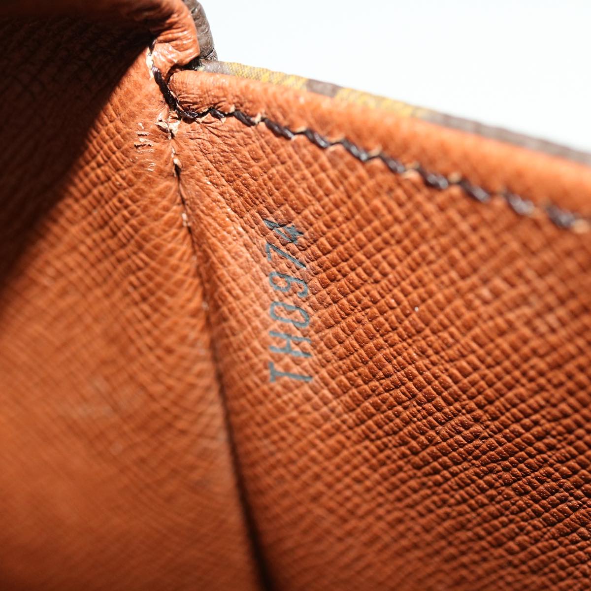 LOUIS VUITTON Monogram Saint Cloud GM Shoulder Bag M51242 LV 44619