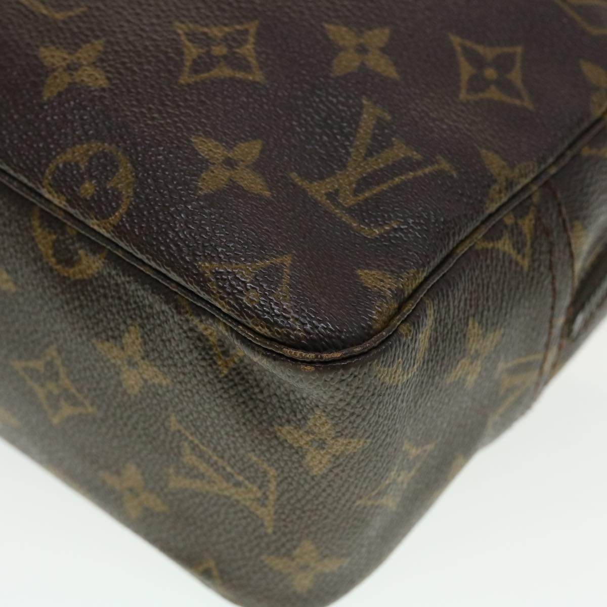LOUIS VUITTON Monogram Trousse Toilette 28 Clutch Bag M47522 LV 44629