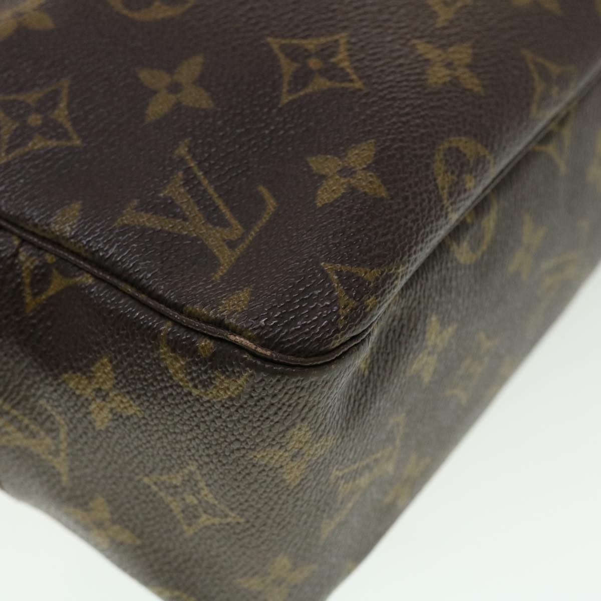 LOUIS VUITTON Monogram Trousse Toilette 28 Clutch Bag M47522 LV 44629