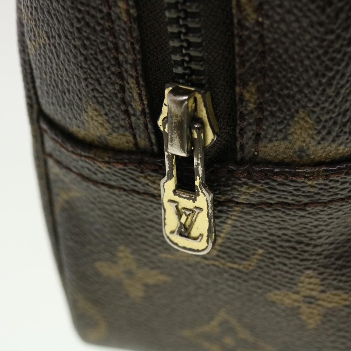 LOUIS VUITTON Monogram Trousse Toilette 28 Clutch Bag M47522 LV 44629
