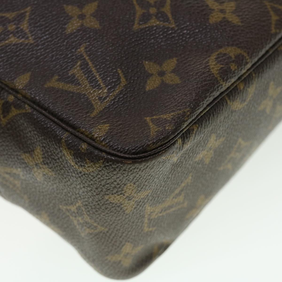 LOUIS VUITTON Monogram Trousse Toilette 28 Clutch Bag M47522 LV 44629