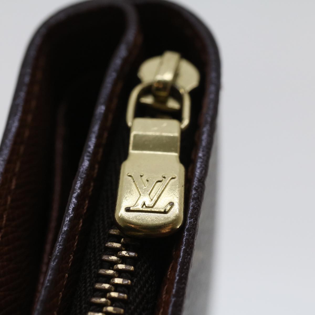 LOUIS VUITTON Monogram Compact Zip Wallet M61667 LV 44636
