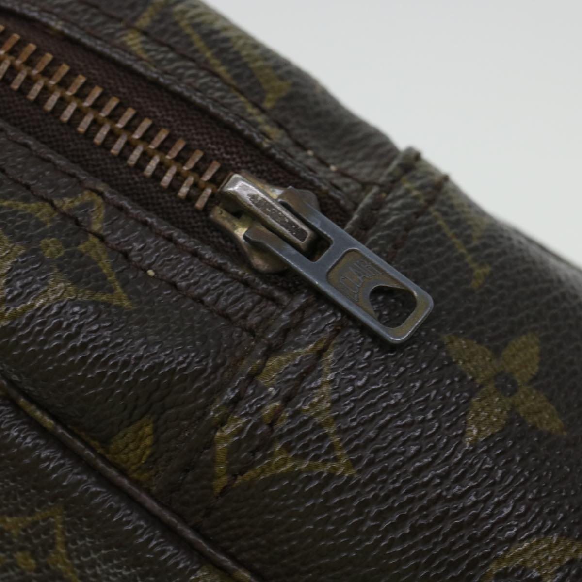 LOUIS VUITTON Monogram Trousse Toilette 28 Clutch Bag M47522 LV 44637