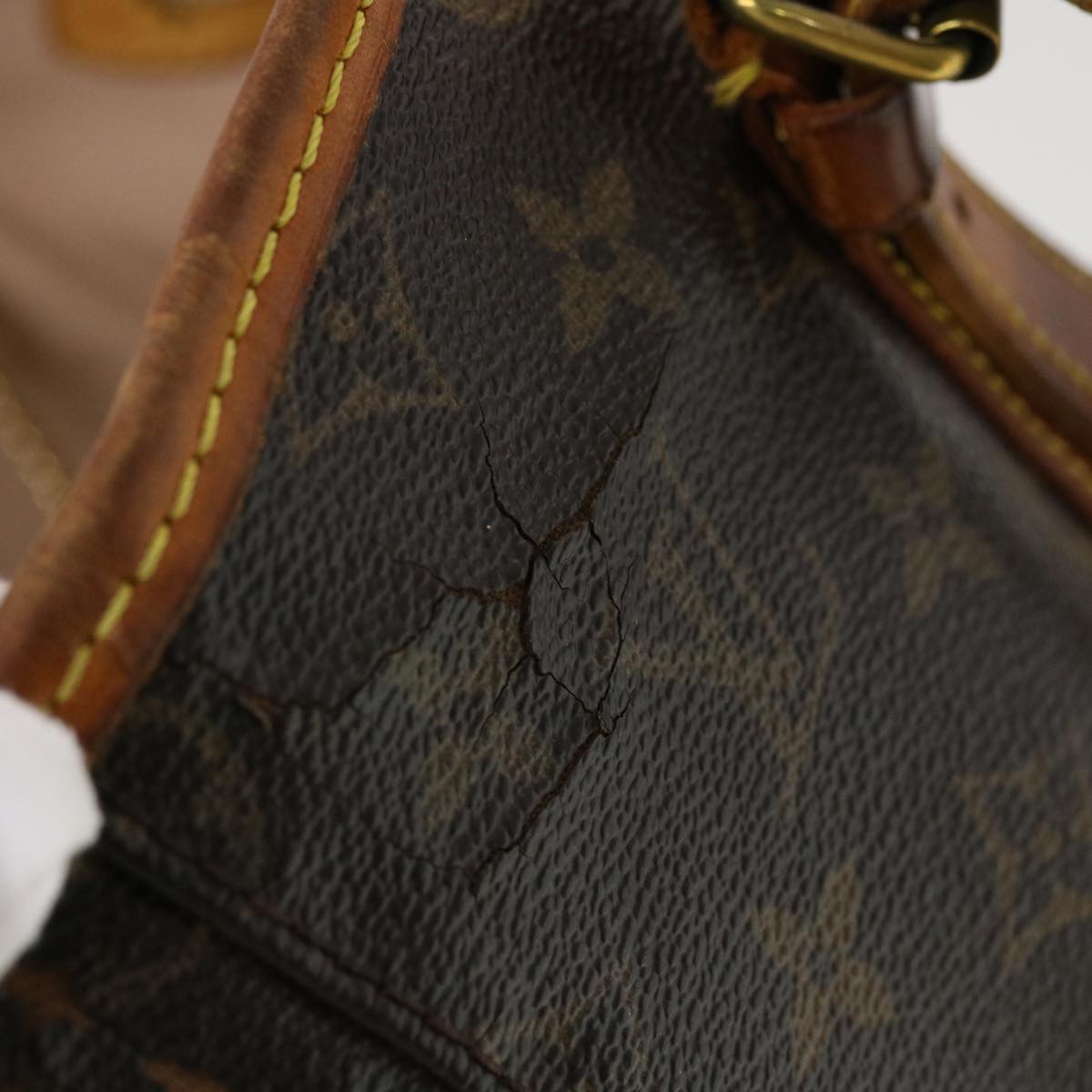 LOUIS VUITTON Monogram Bucket GM Shoulder Bag M42236 LV 44648