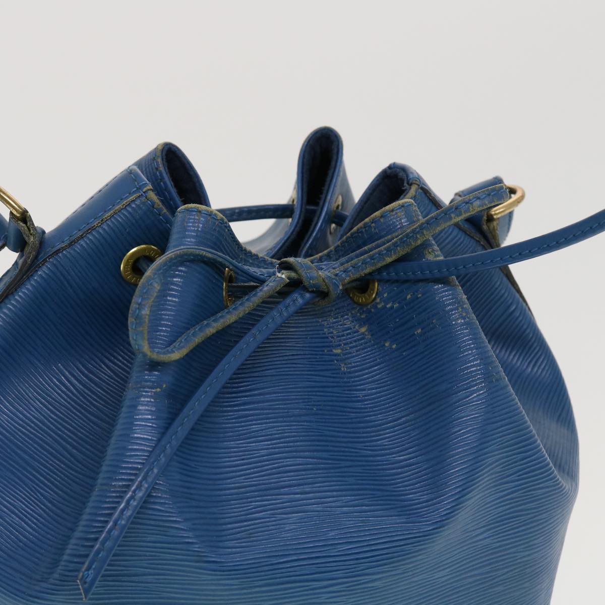 LOUIS VUITTON Epi Petit Noe Shoulder Bag Blue M44105 LV 44662