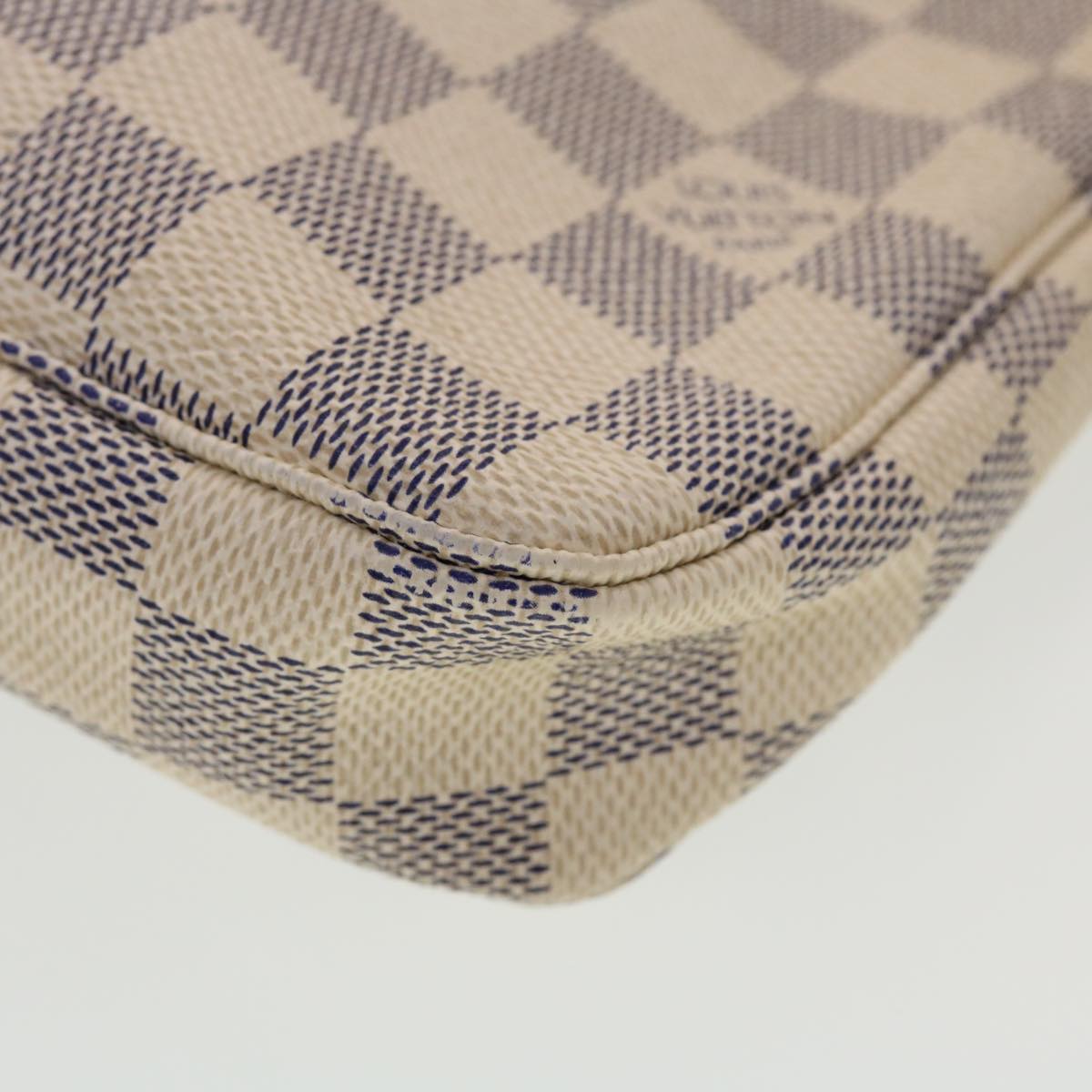 LOUIS VUITTON Damier Azur Pochette Accessoires Pouch N51986 LV 44670